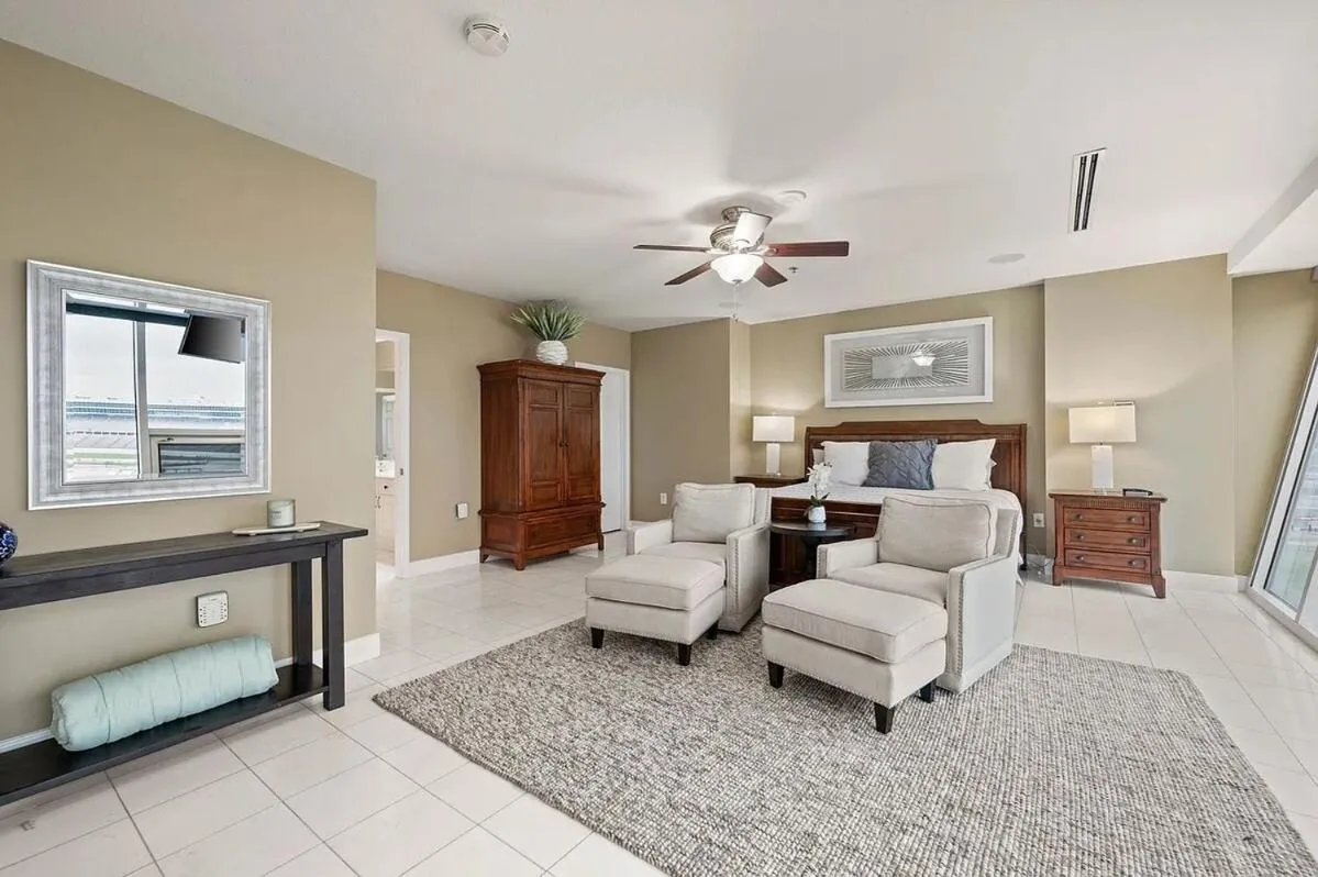 Bedroom in 3/3 Condo on Texas Motor Speedway