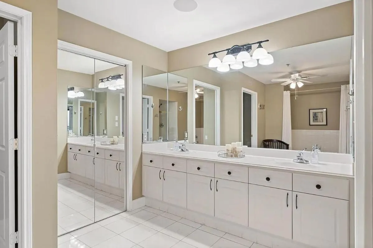 Bathroom in 3/3 Condo on Texas Motor Speedway