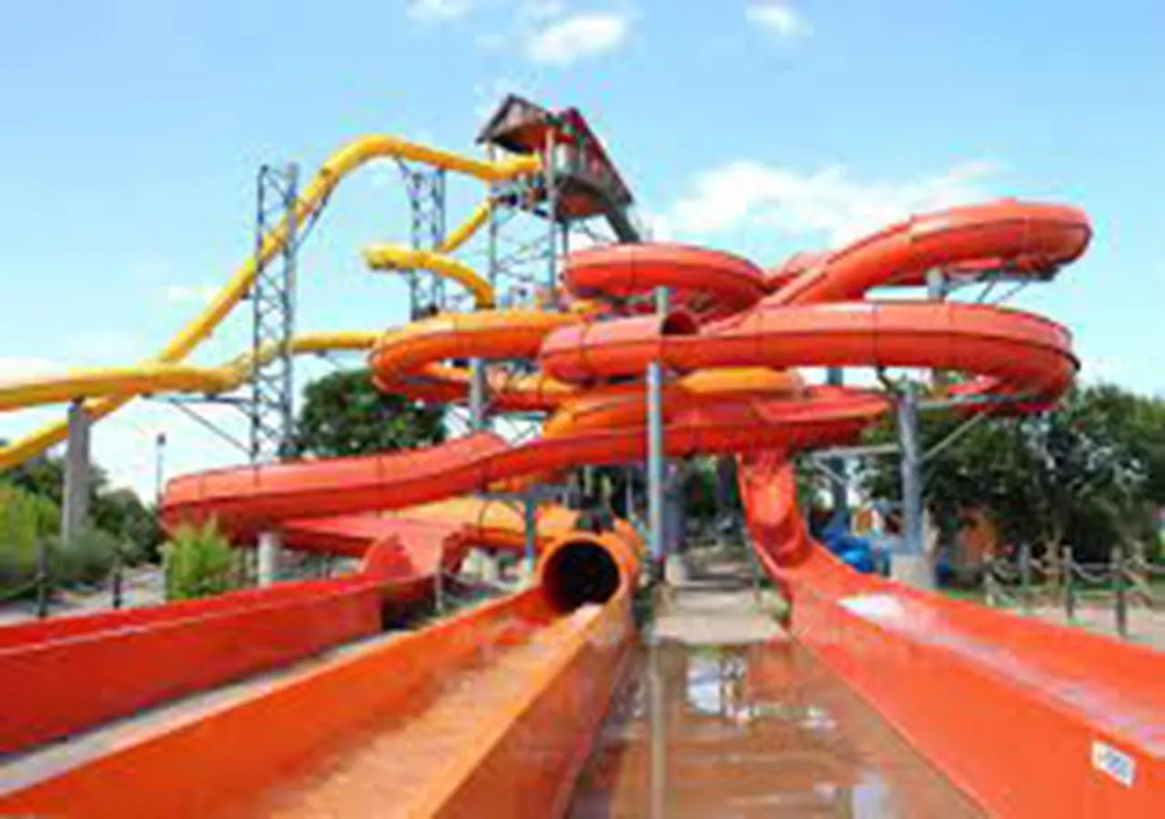 Aqua park in 3/3 Condo on Texas Motor Speedway