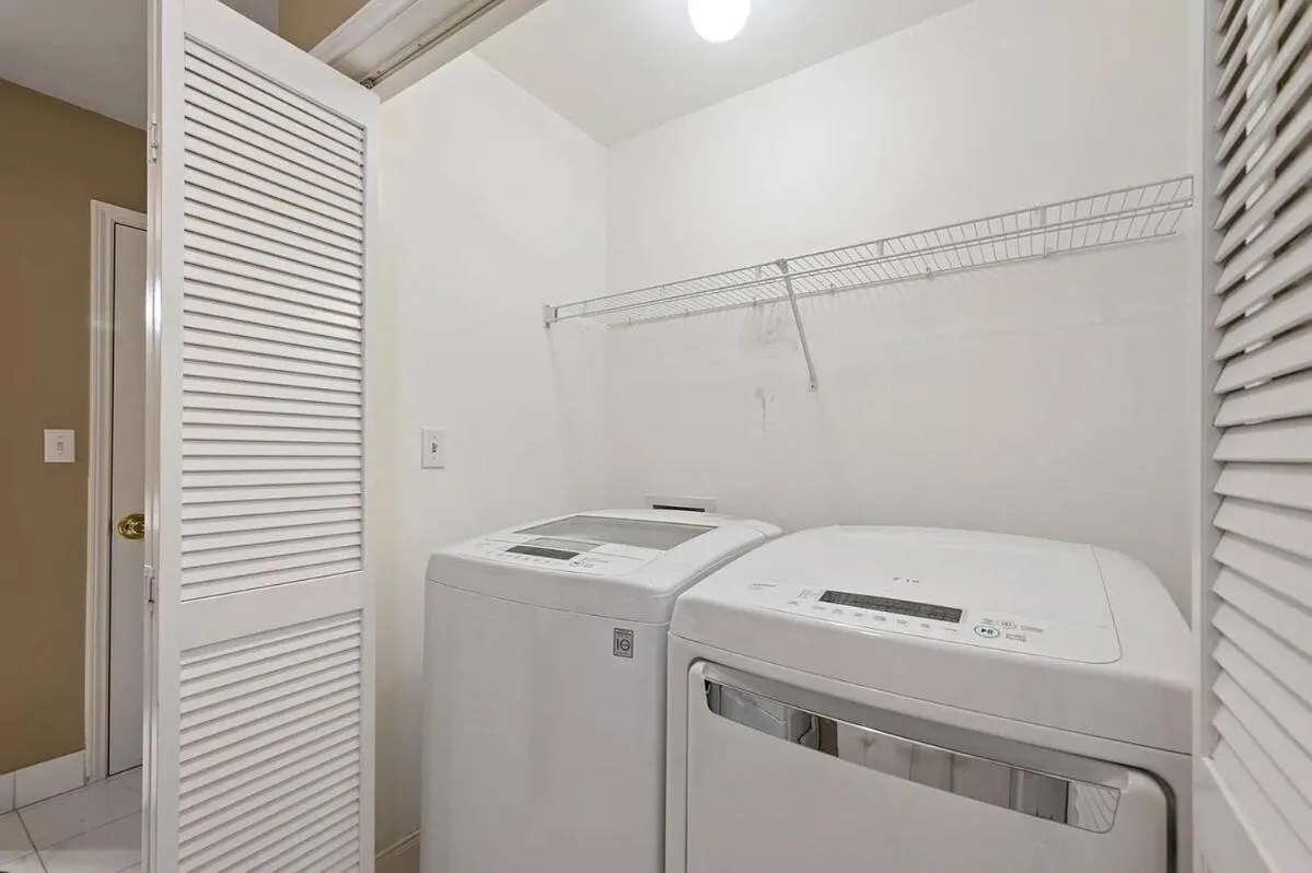 washing machine in 3/3 Condo on Texas Motor Speedway