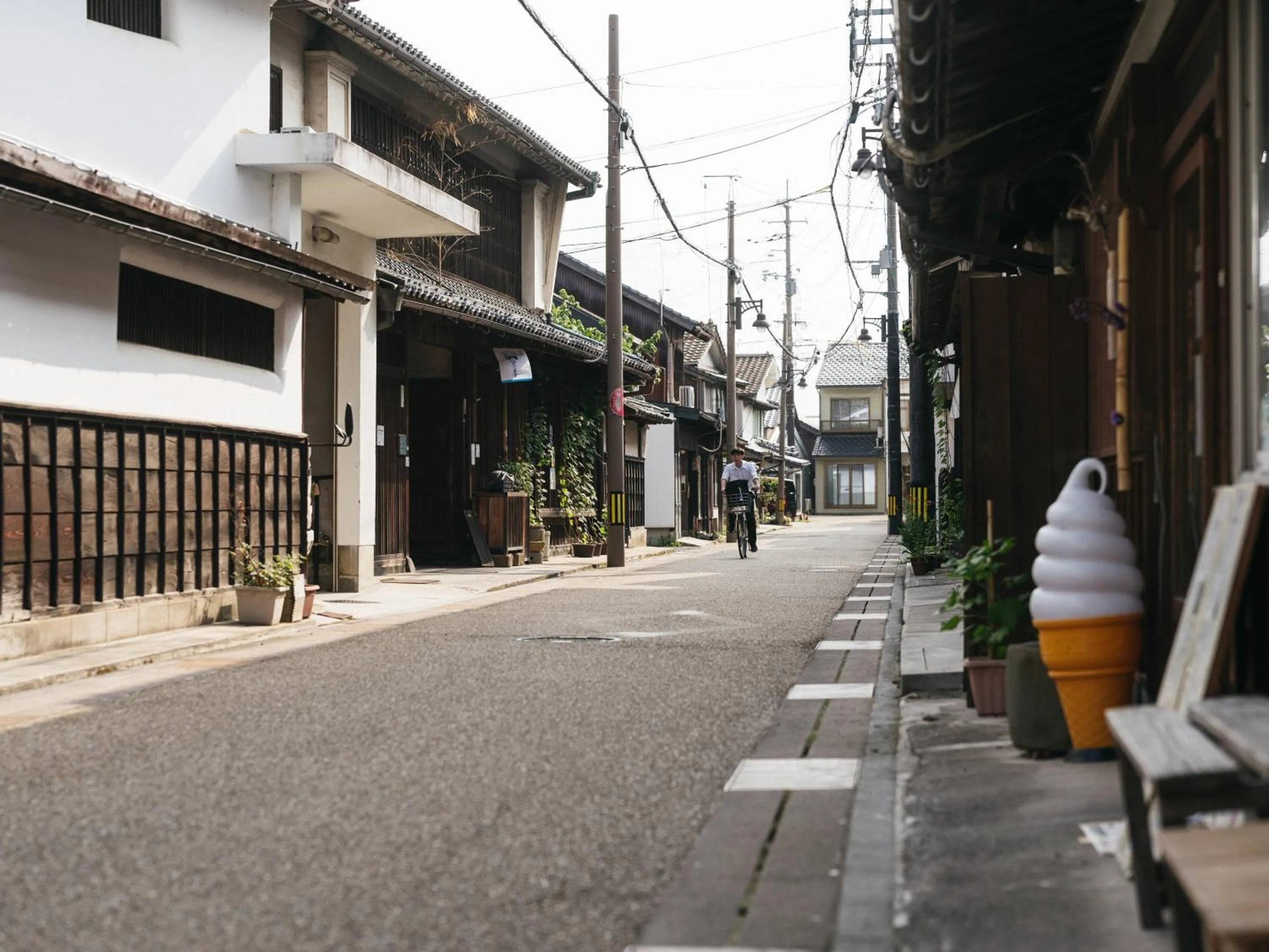 Neighbourhood in RITA Izumo Hirata