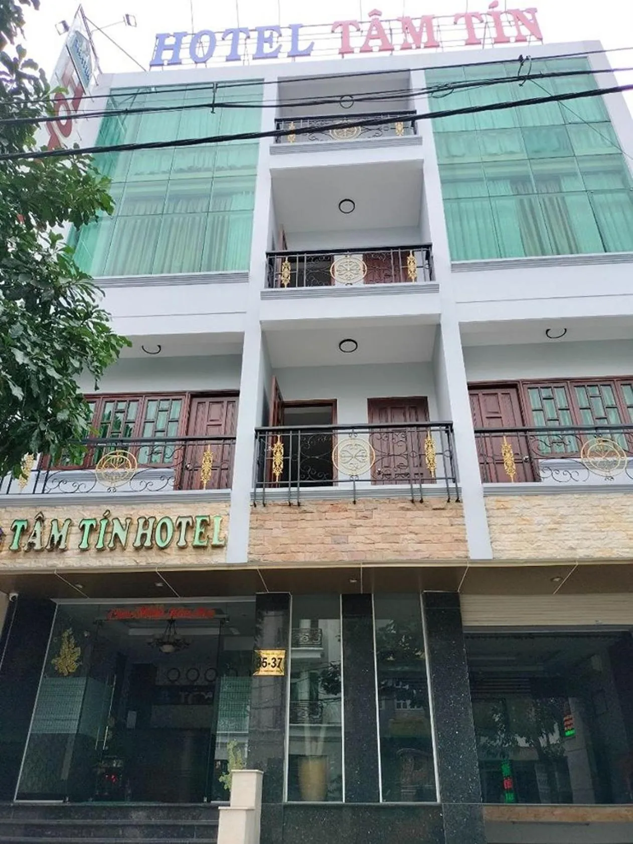 Property building in Tam Tin Hotel
