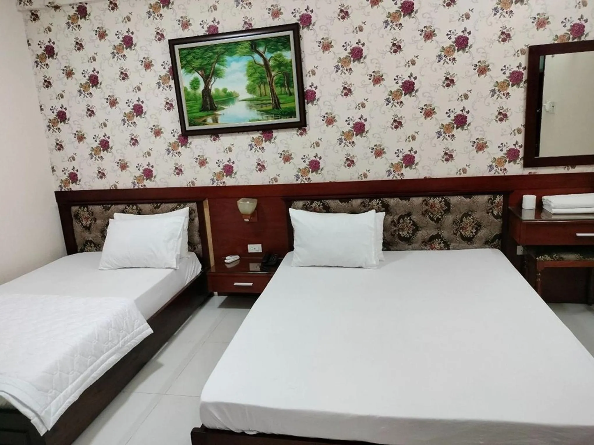 Photo of the whole room in Tam Tin Hotel