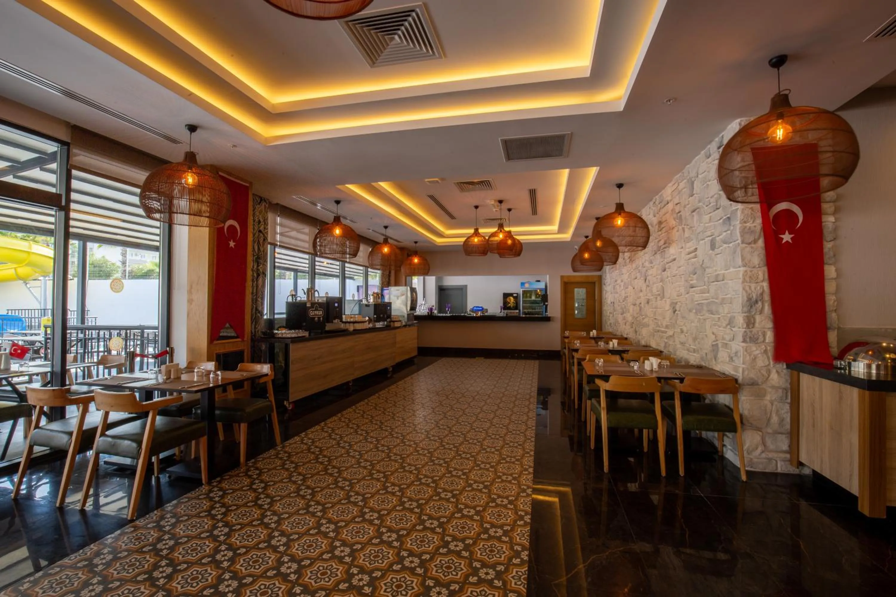 Restaurant/places to eat in Hane Sun Elite Hotel