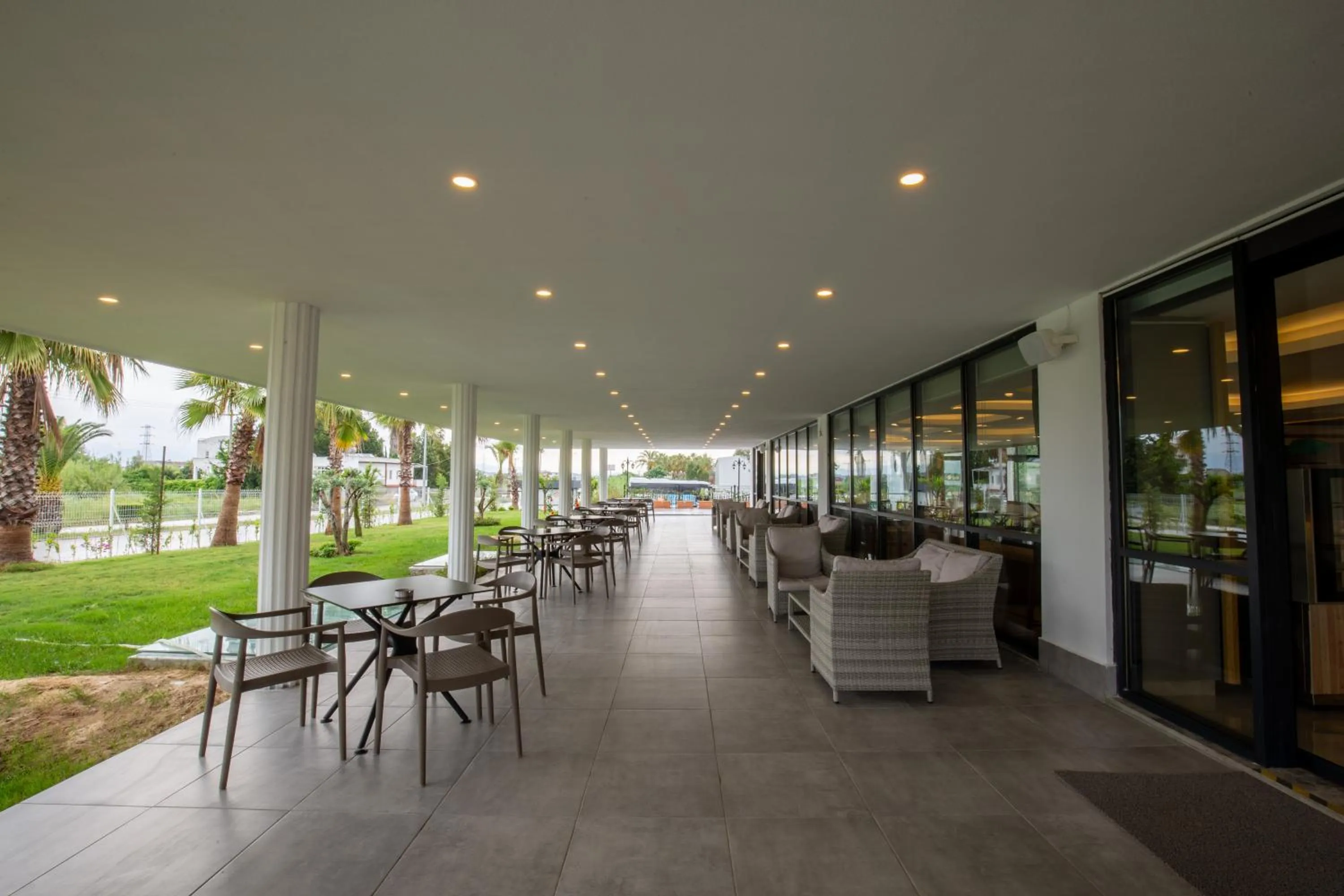 Seating area in Hane Sun Elite Hotel