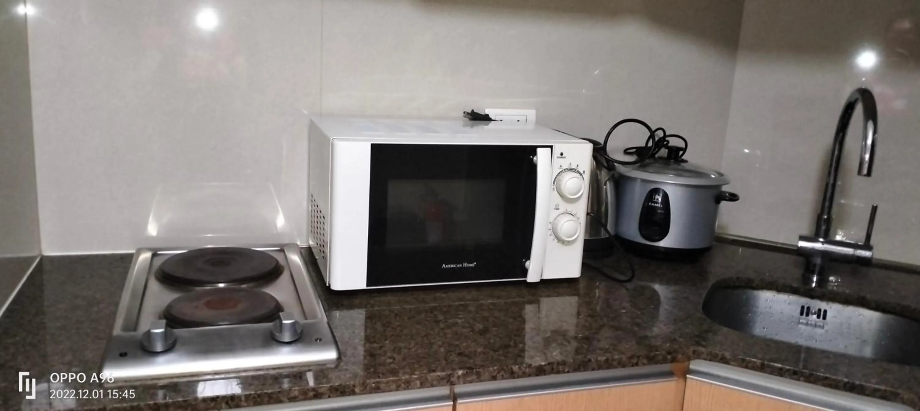 Kitchen or kitchenette in RQUI CONDOTEL INFRONT OF NAIA TERMINAL 3