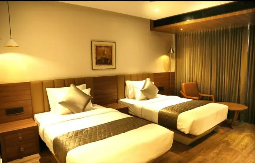 Bed in Crystal Suites Bed in Crystal Suites