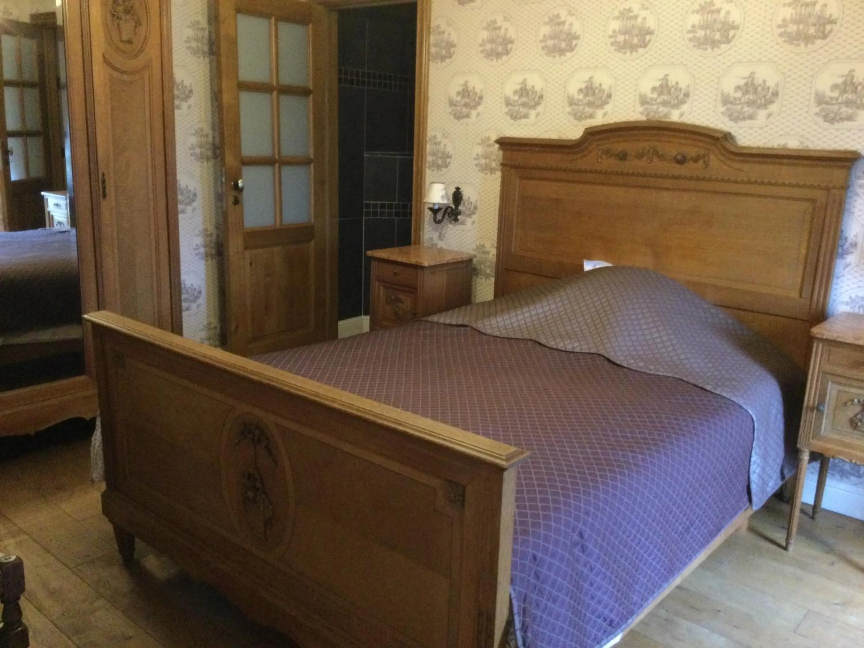 Bed in L'auberge hôtel Beauraing