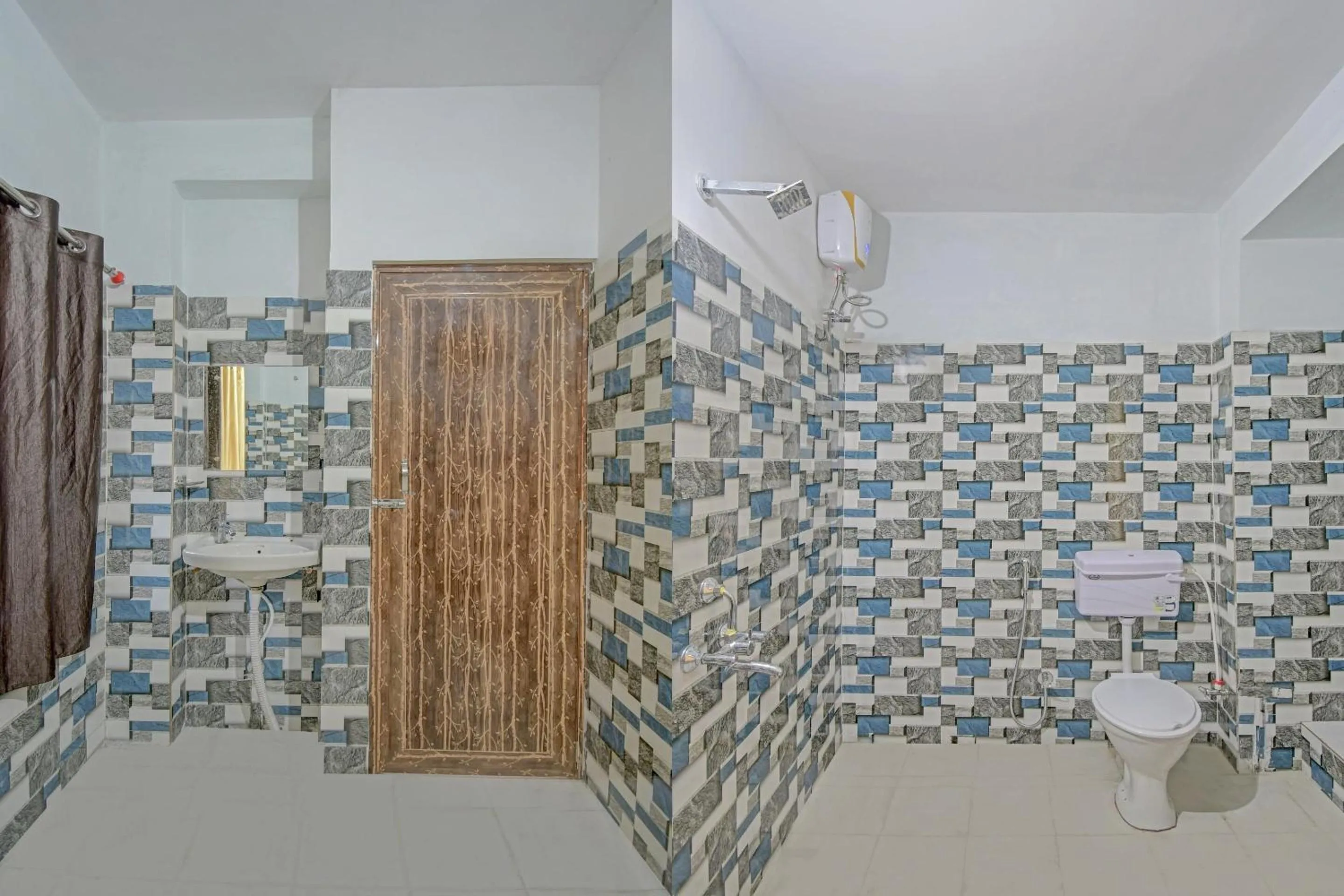 Bathroom in Hotel O ALISHA LODGE