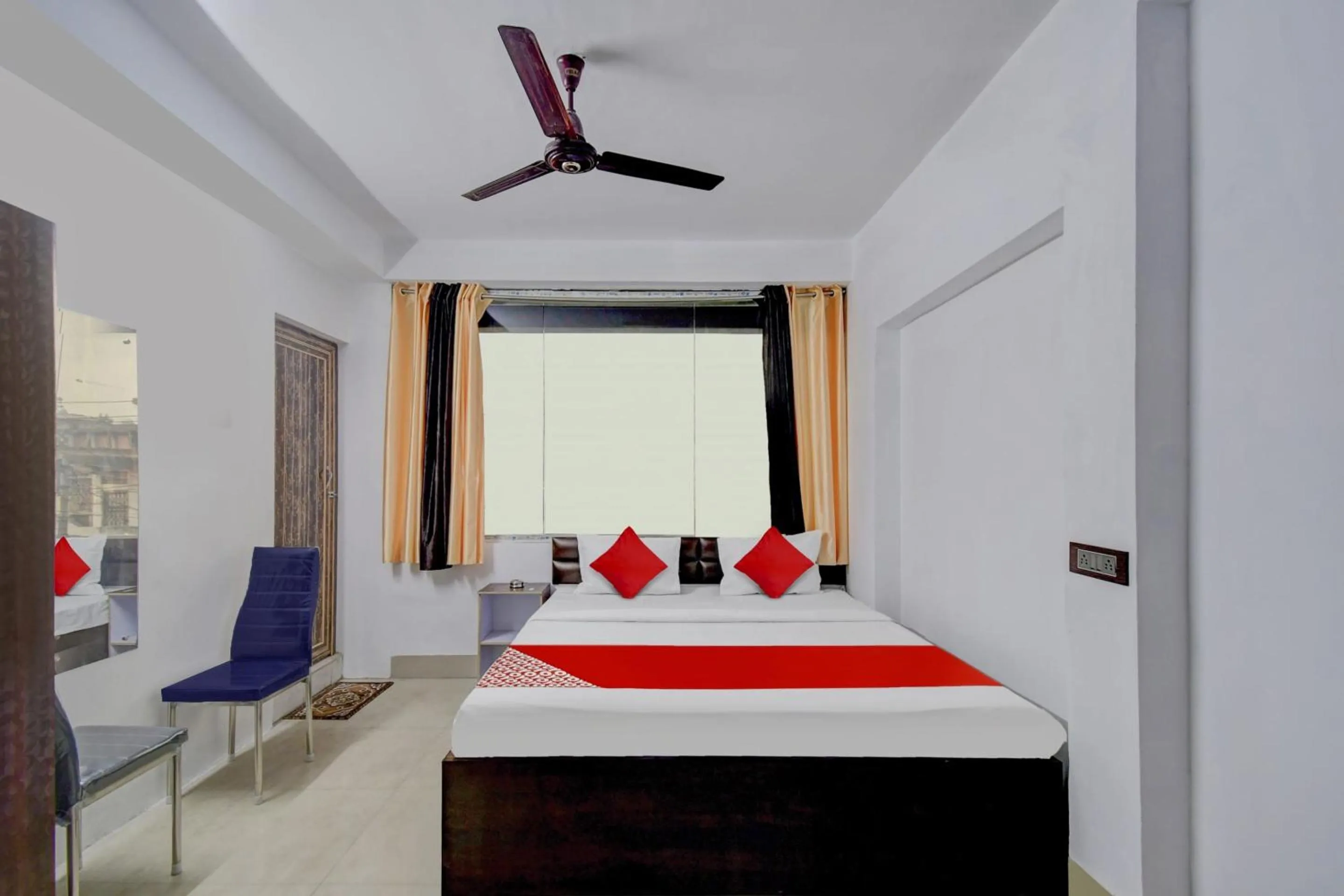 Bedroom, Bed in Hotel O ALISHA LODGE