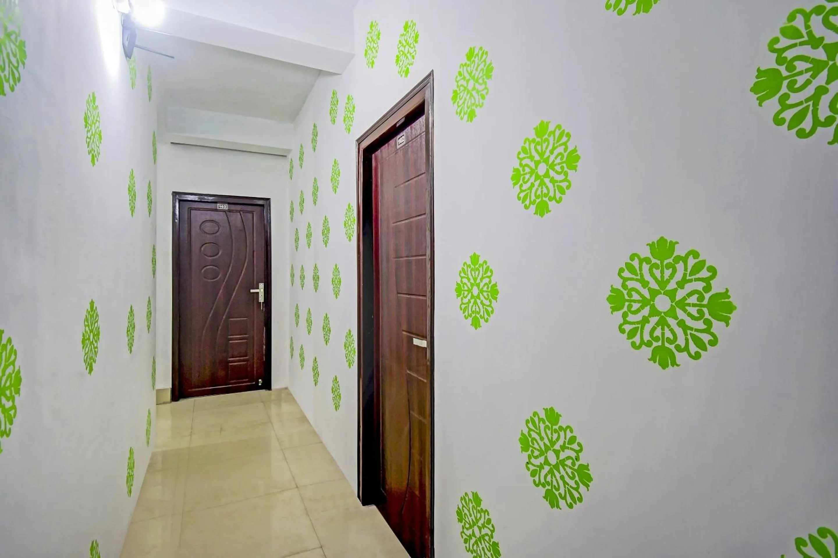 Bedroom in Hotel O ALISHA LODGE