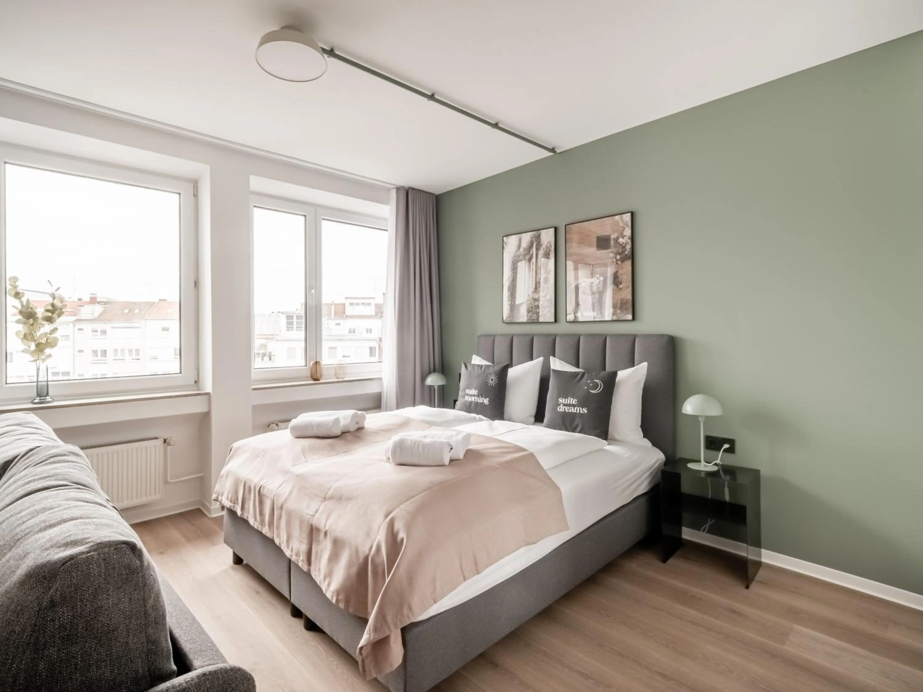 Bed in Limehome Saarbrücken Berliner Promenade