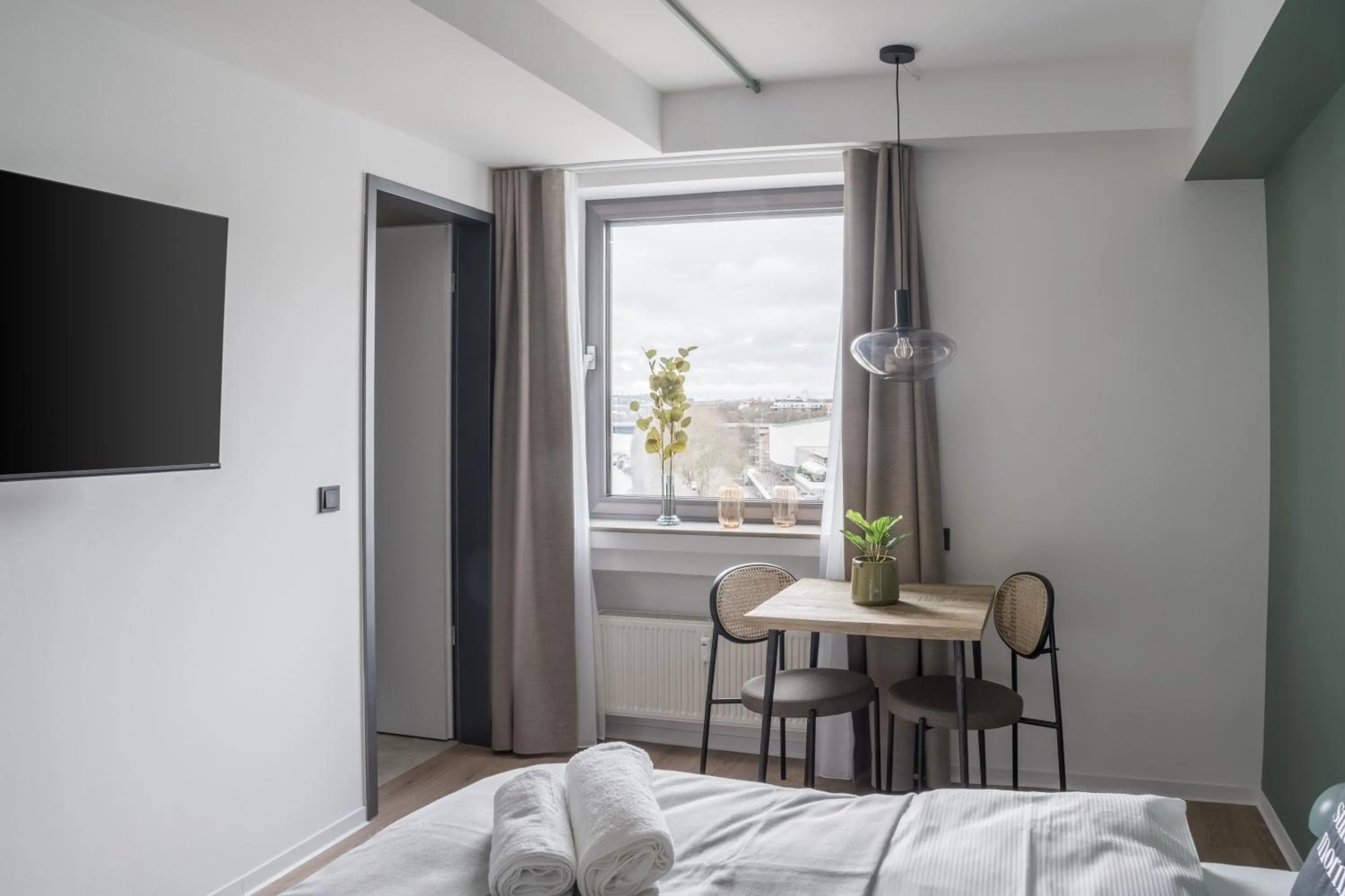 Bed in Limehome Saarbrücken Berliner Promenade