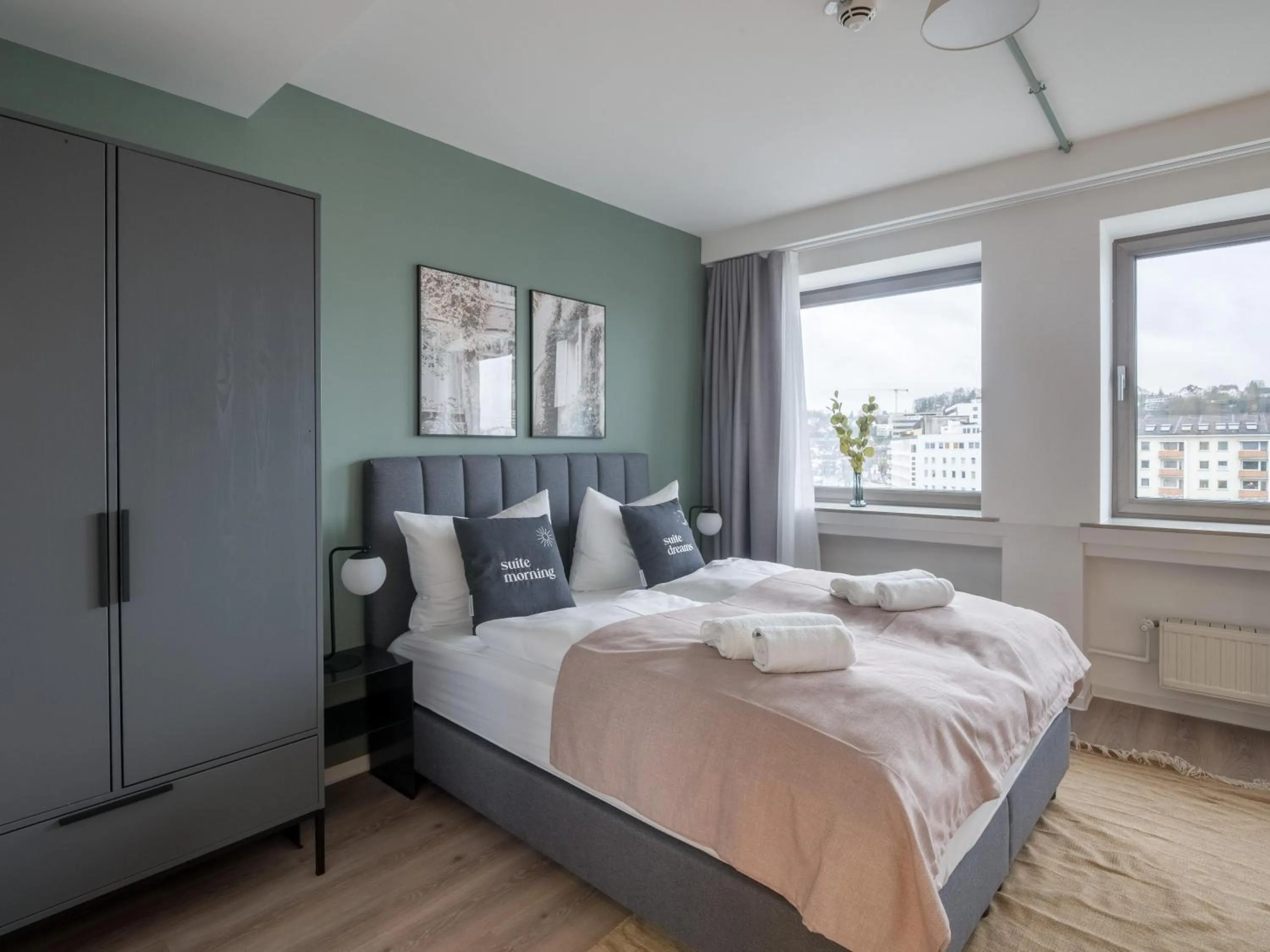 Bed in Limehome Saarbrücken Berliner Promenade