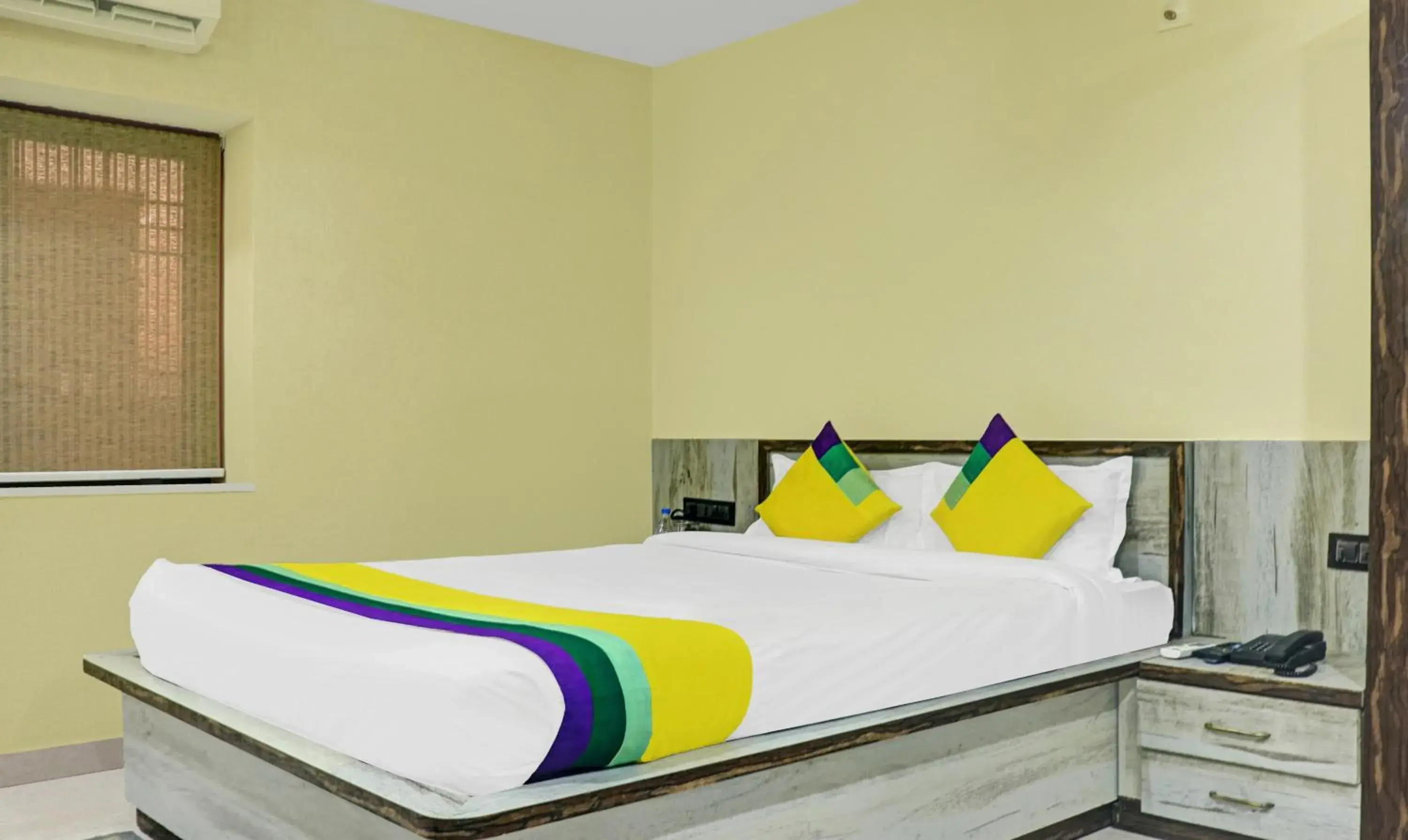Bedroom, Bed in Itsy Hotels Cradle Regency Bedroom, Bed in Itsy Hotels Cradle Regency
