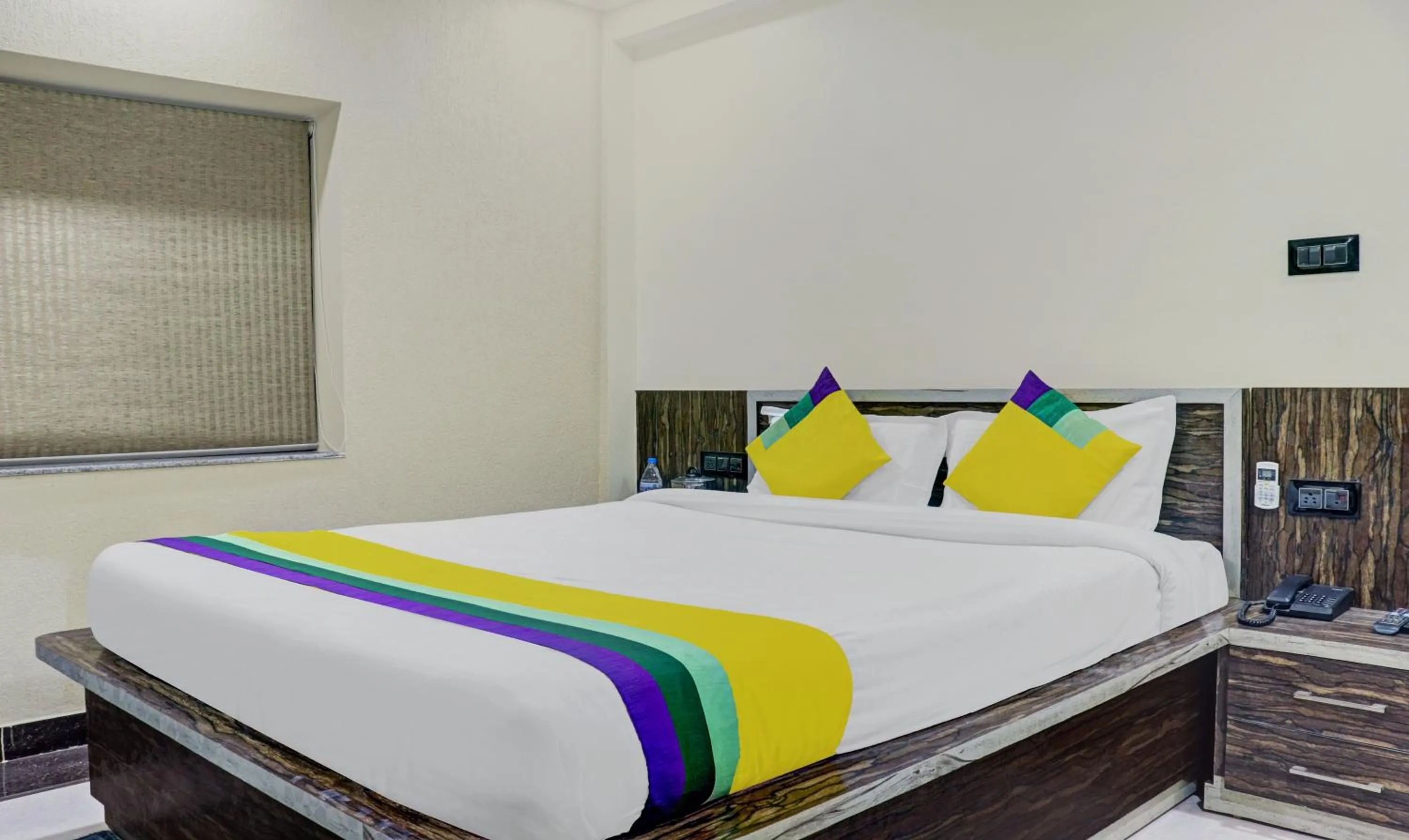 Bedroom, Bed in Itsy Hotels Cradle Regency