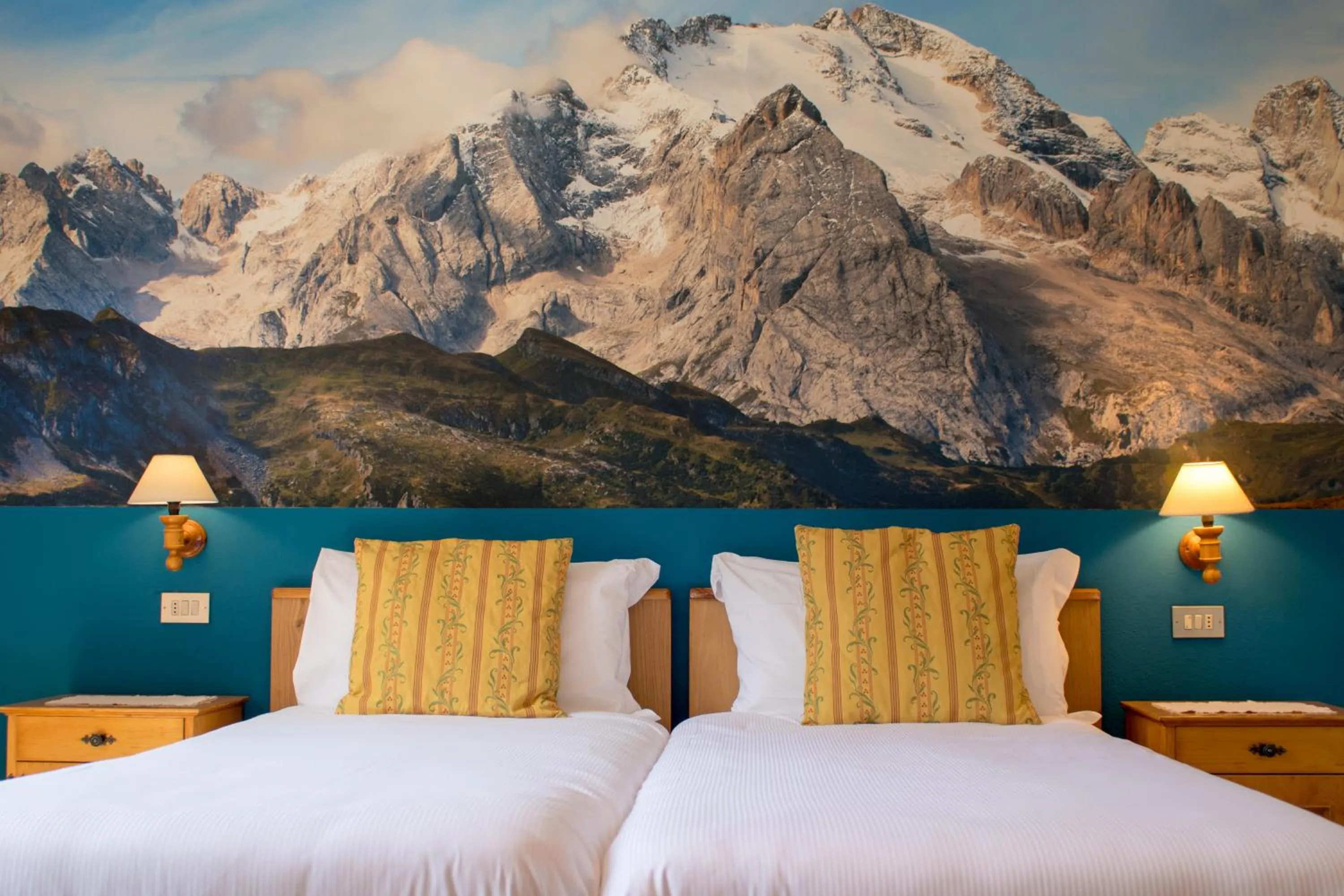 Bedroom, Bed in Hotel Garnì Rosengarten