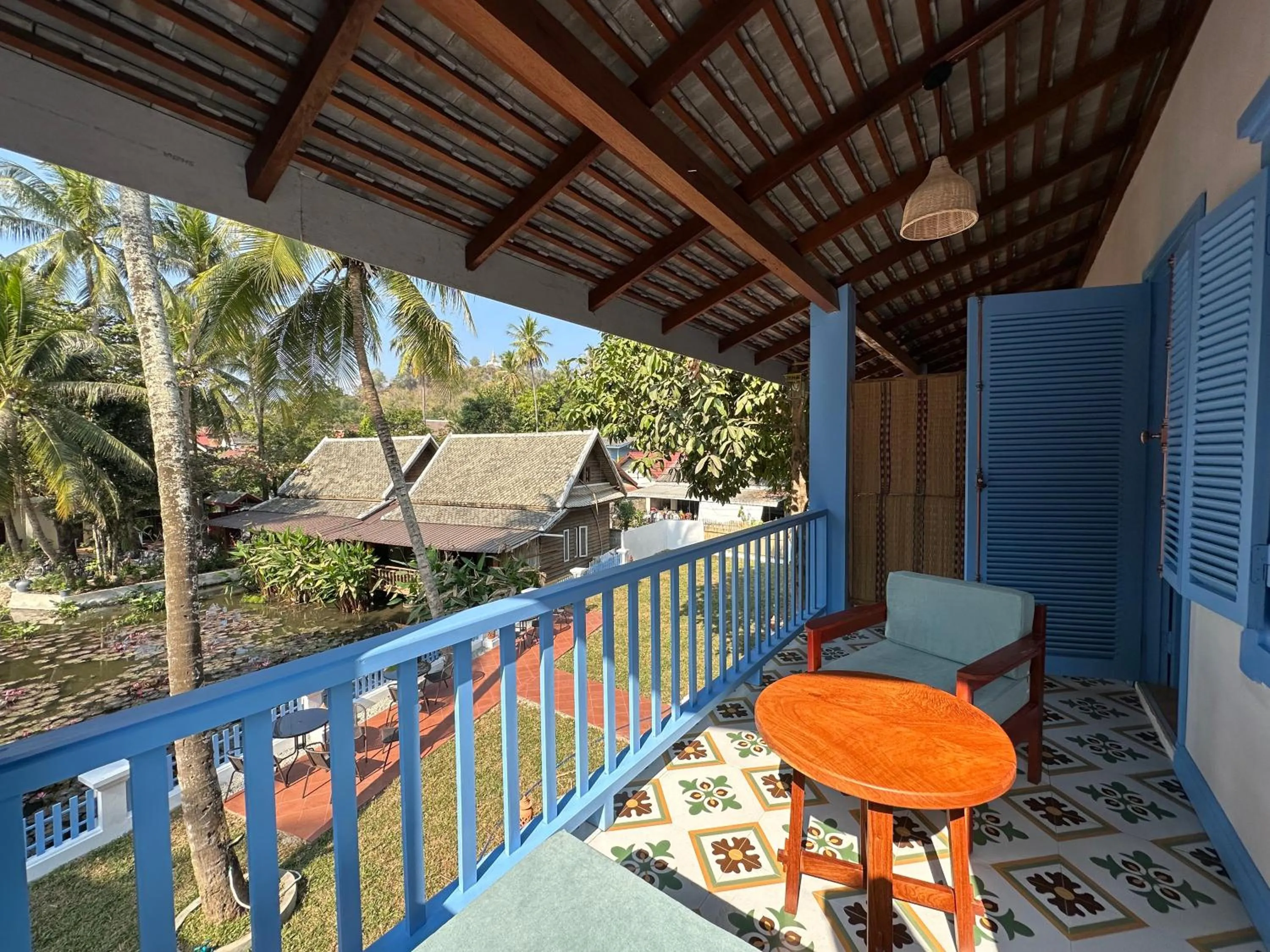 Day in Sadakham Hotel