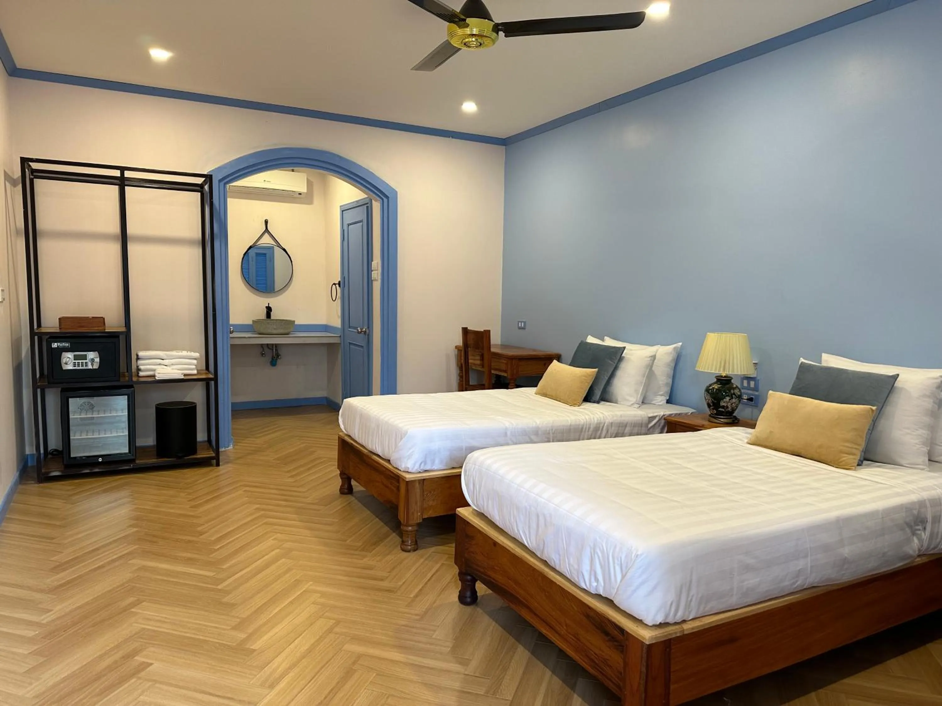 Bed in Sadakham Hotel