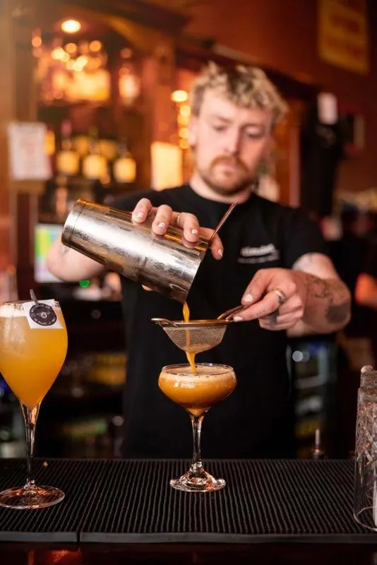 REZz Temple Bar, Dublin