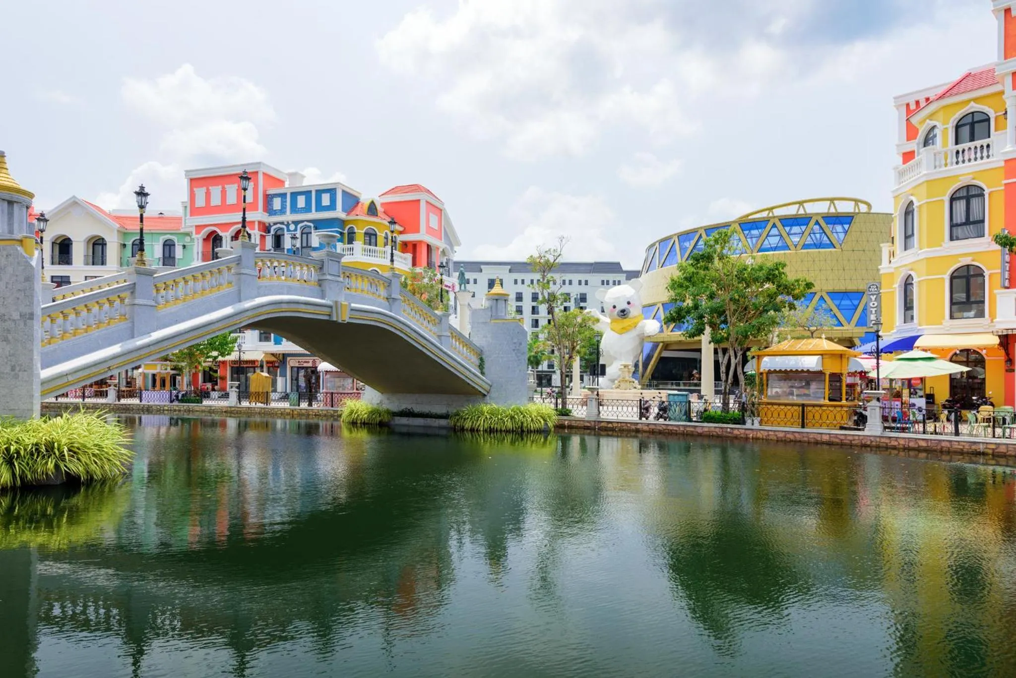 Nearby landmark in Le Palmier Phu Quoc Hotel - Free Shuttle To Grand World