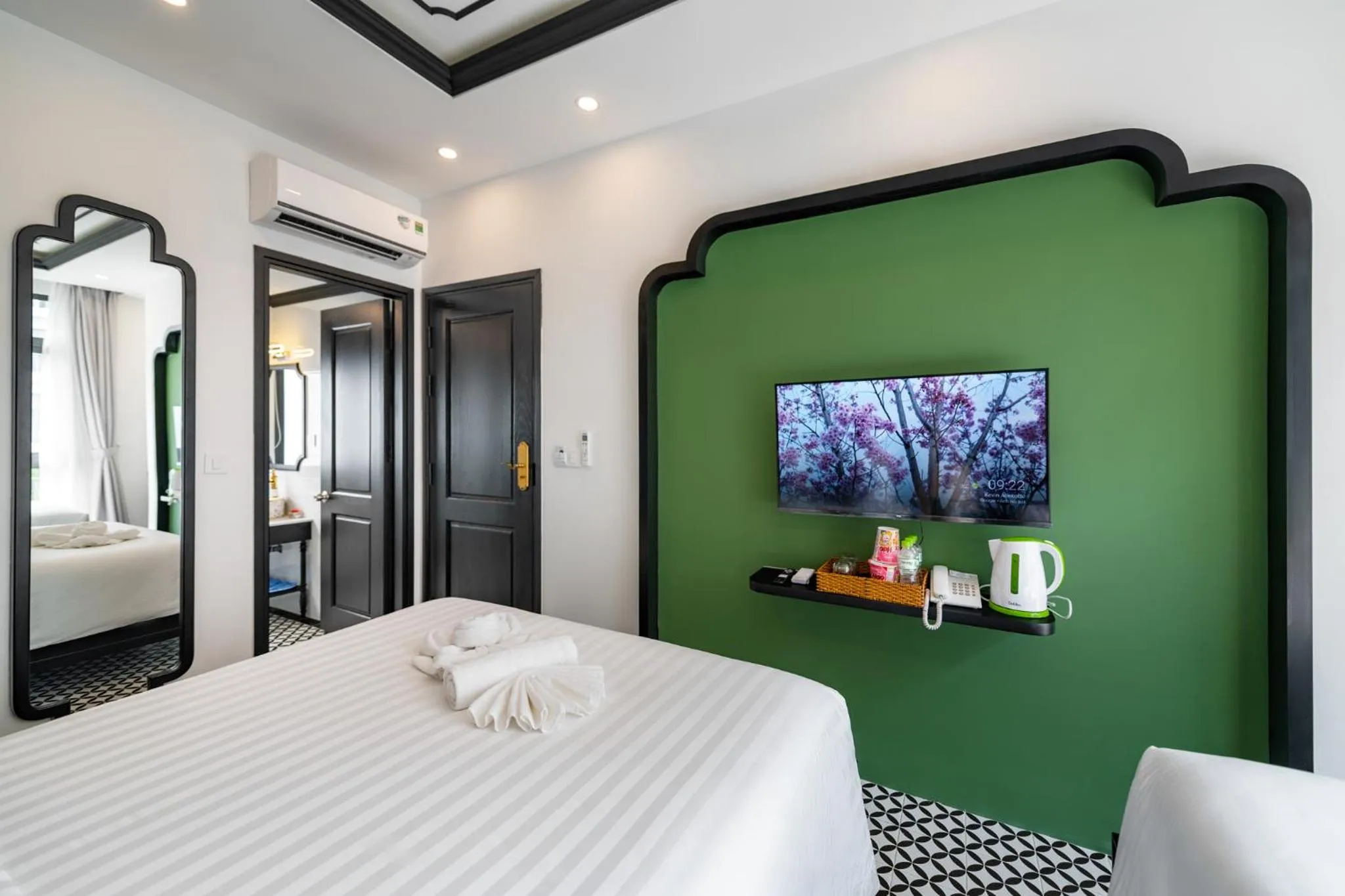 Photo of the whole room, Bed in Le Palmier Phu Quoc Hotel - Free Shuttle To Grand World