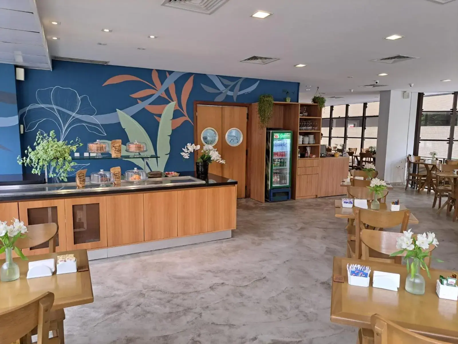 Food in Cosmopolitan Praia Flat Food in Cosmopolitan Praia Flat