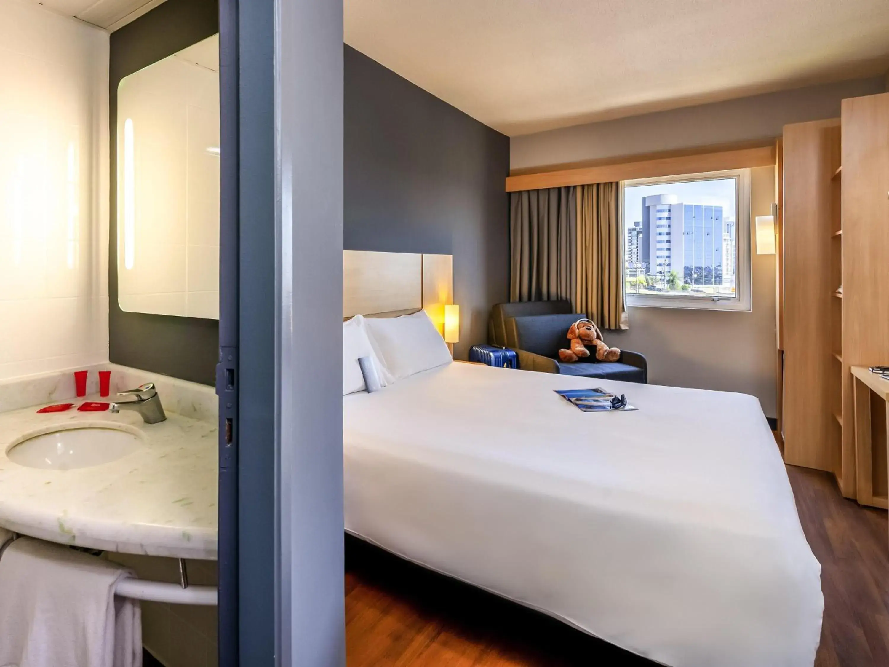 Bedroom, Bed in ibis Sorocaba Bedroom, Bed in ibis Sorocaba