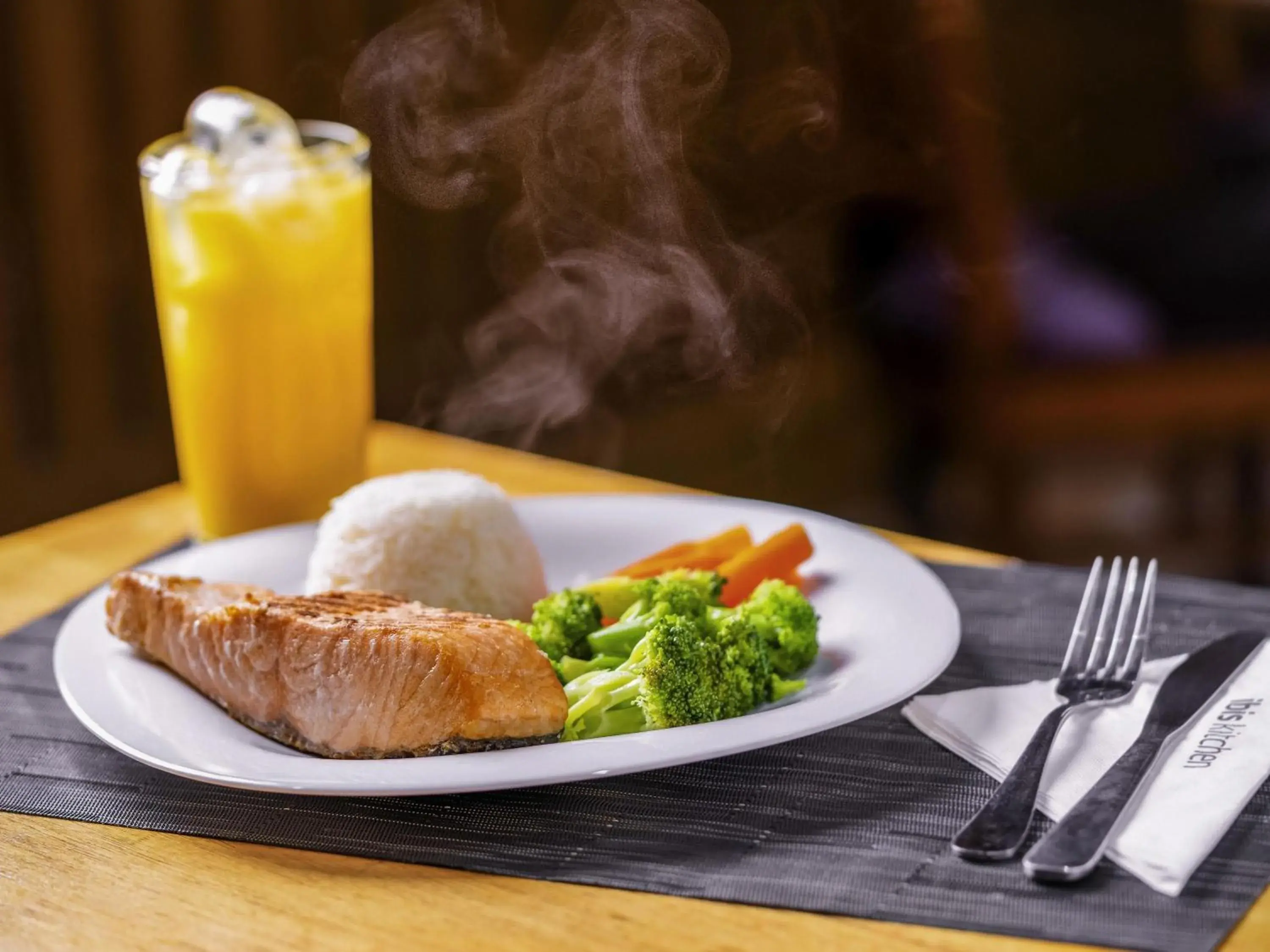 Restaurant/places to eat in ibis Sorocaba Restaurant/places to eat in ibis Sorocaba