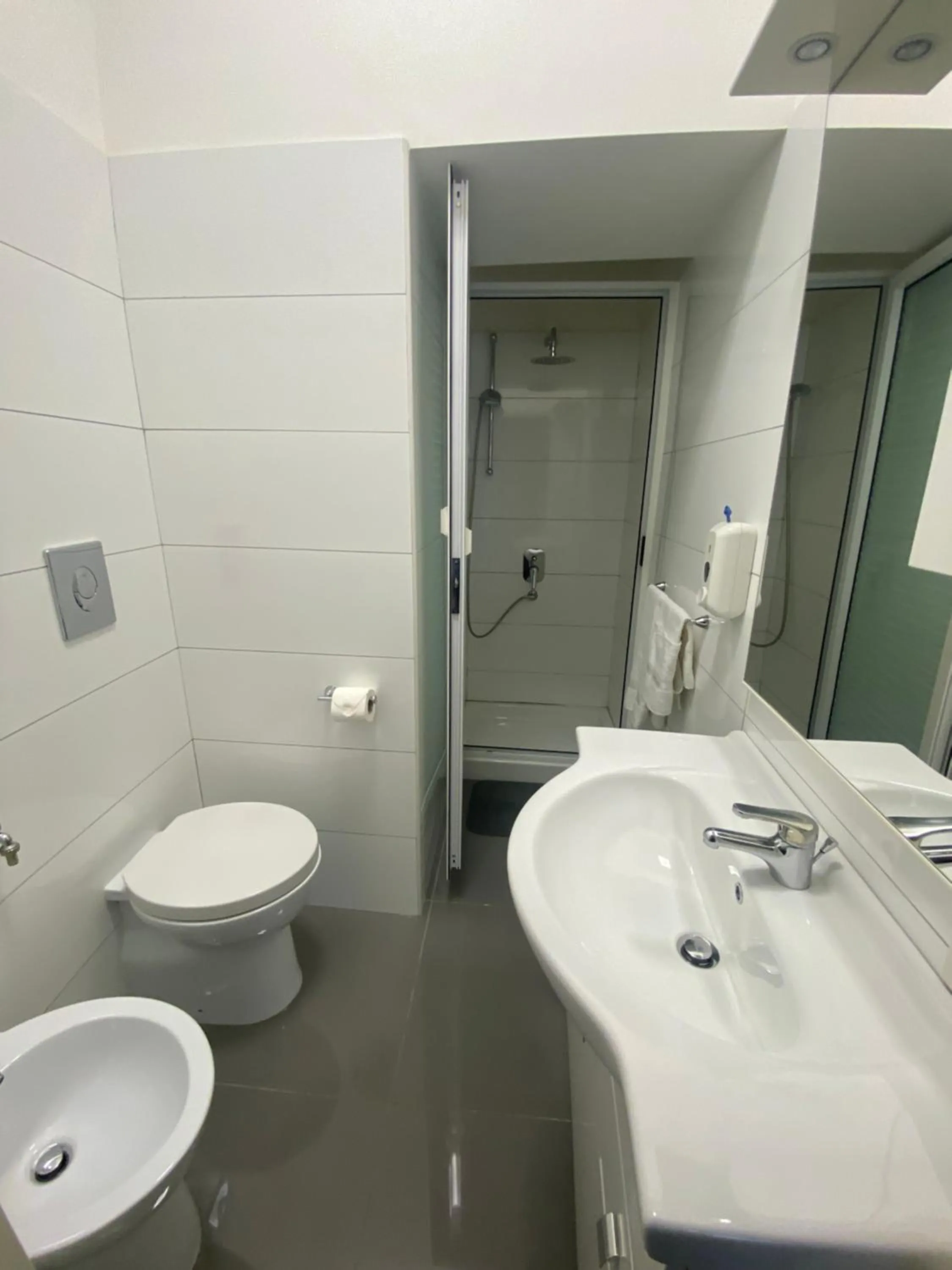 Toilet in B & B VICO GRANDE