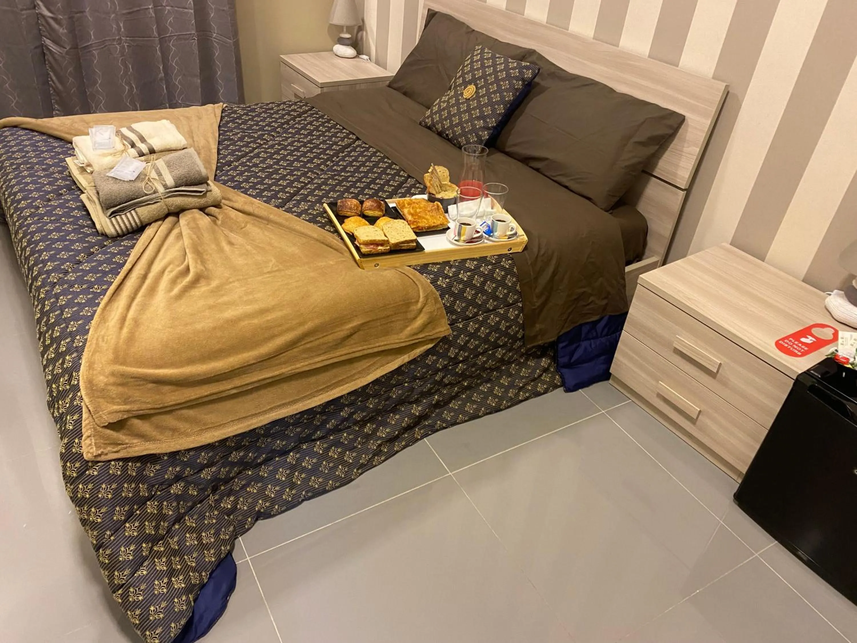 TV and multimedia, Bed in B & B VICO GRANDE