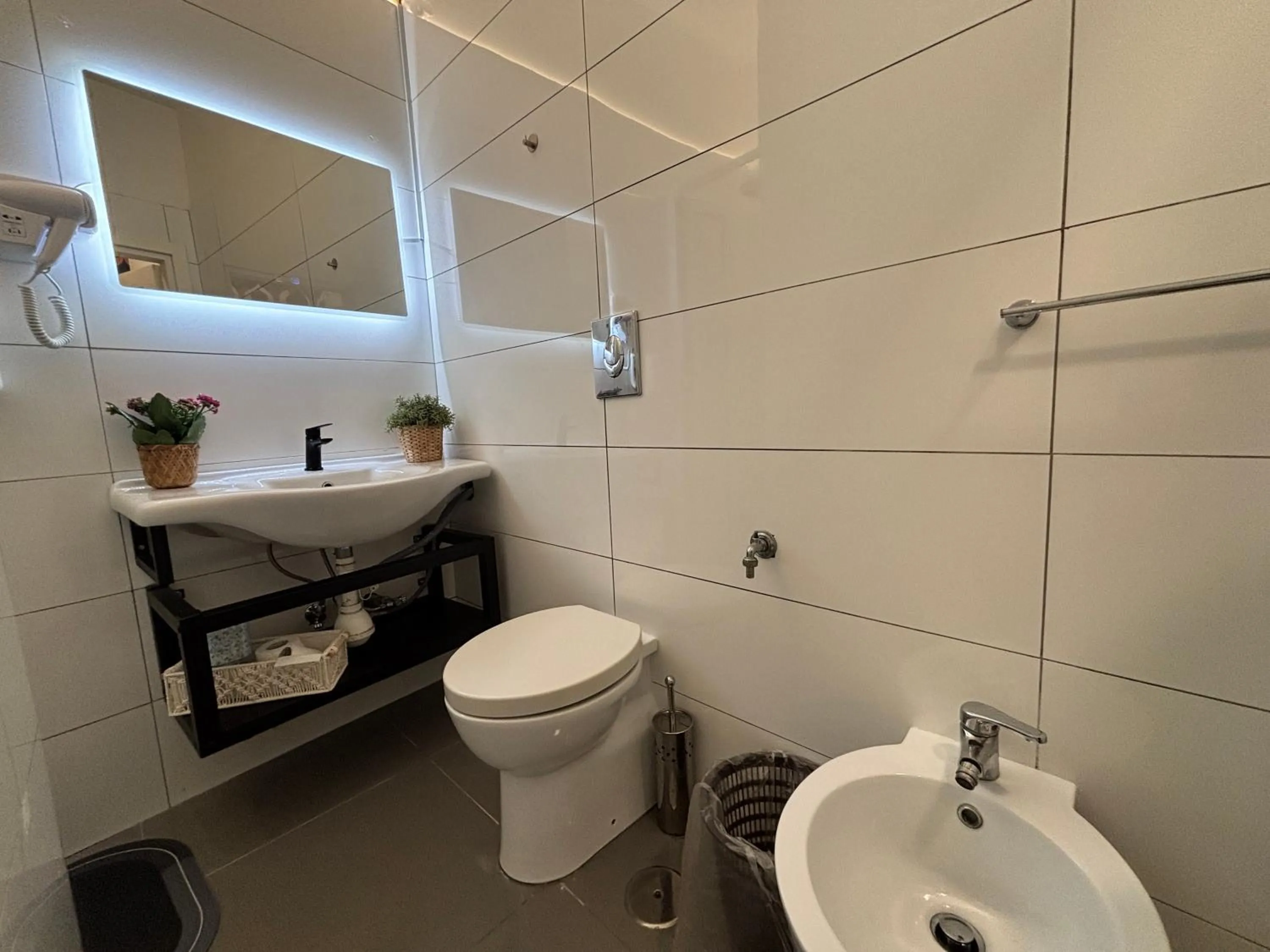 Toilet in B & B VICO GRANDE