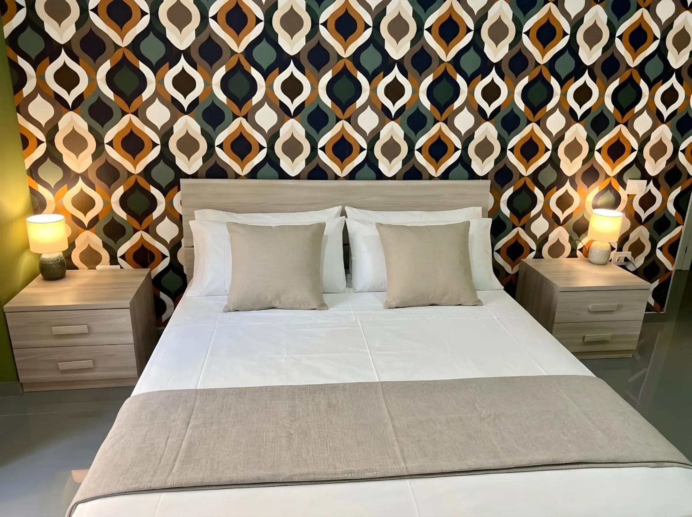 Large Double Room in B & B VICO GRANDE Large Double Room in B & B VICO GRANDE