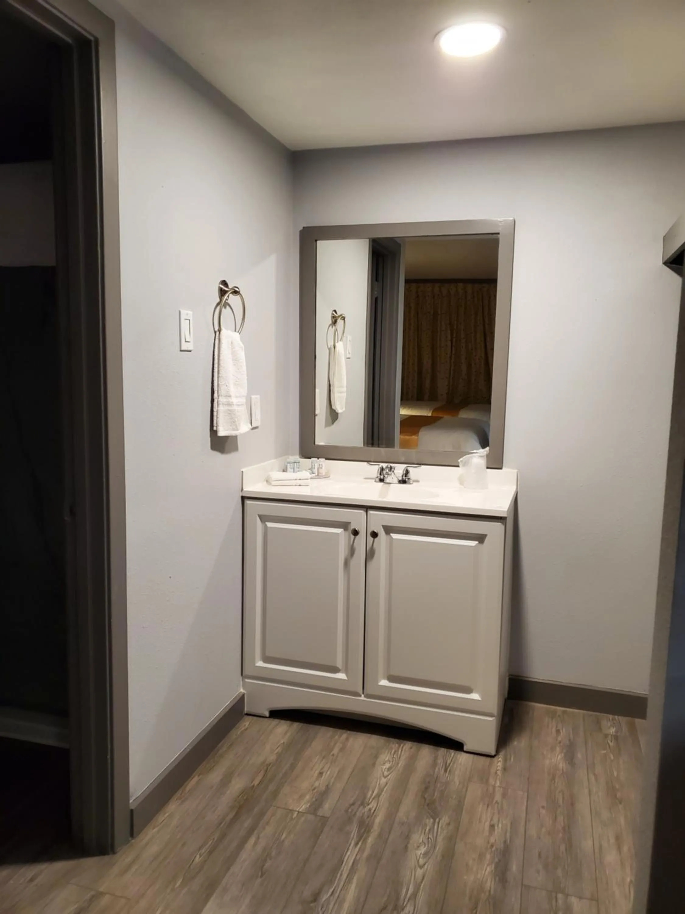 Bathroom in Happy Bay