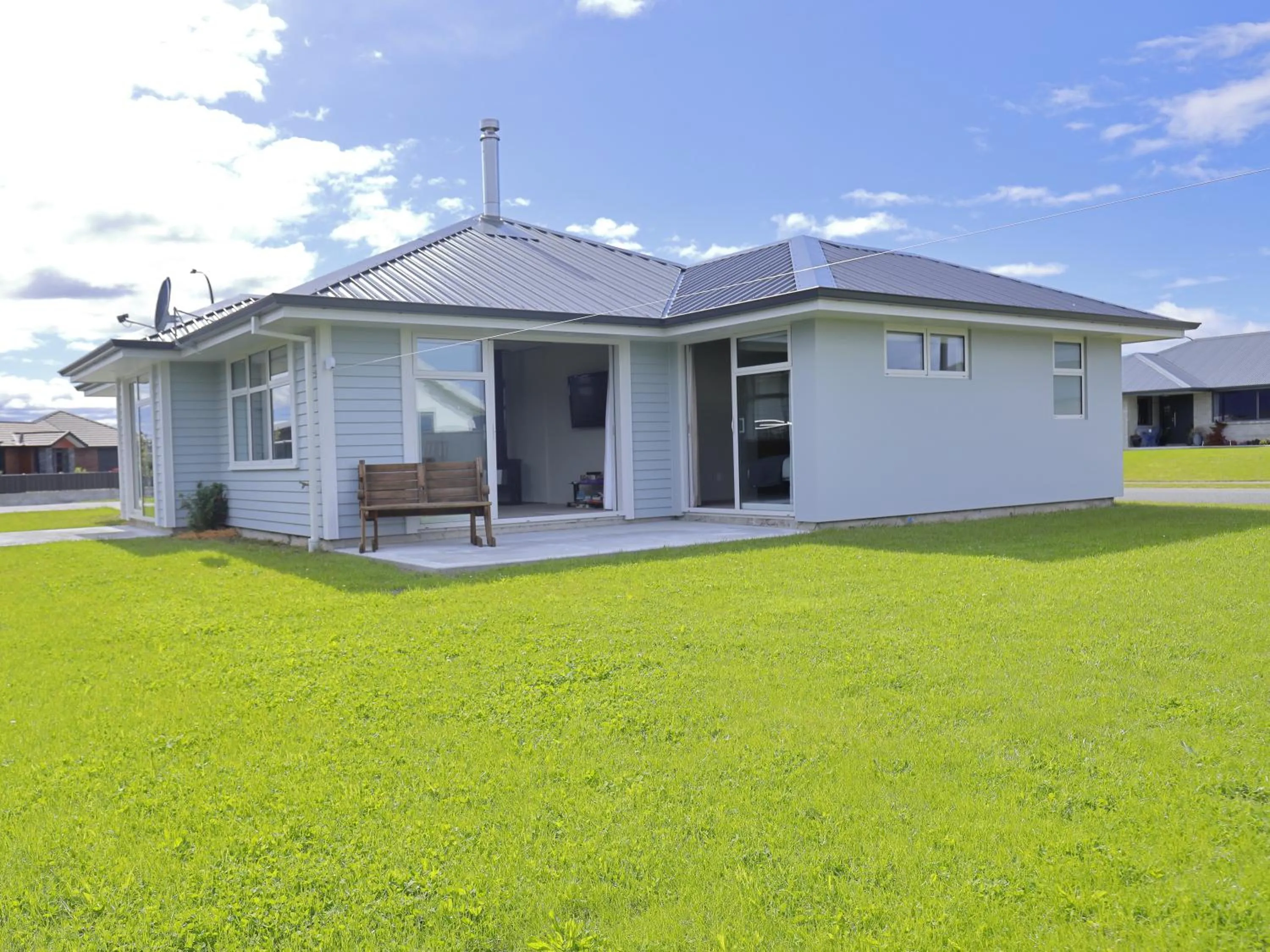 Property building in Fiordland Getaway - Te Anau Holiday Home
