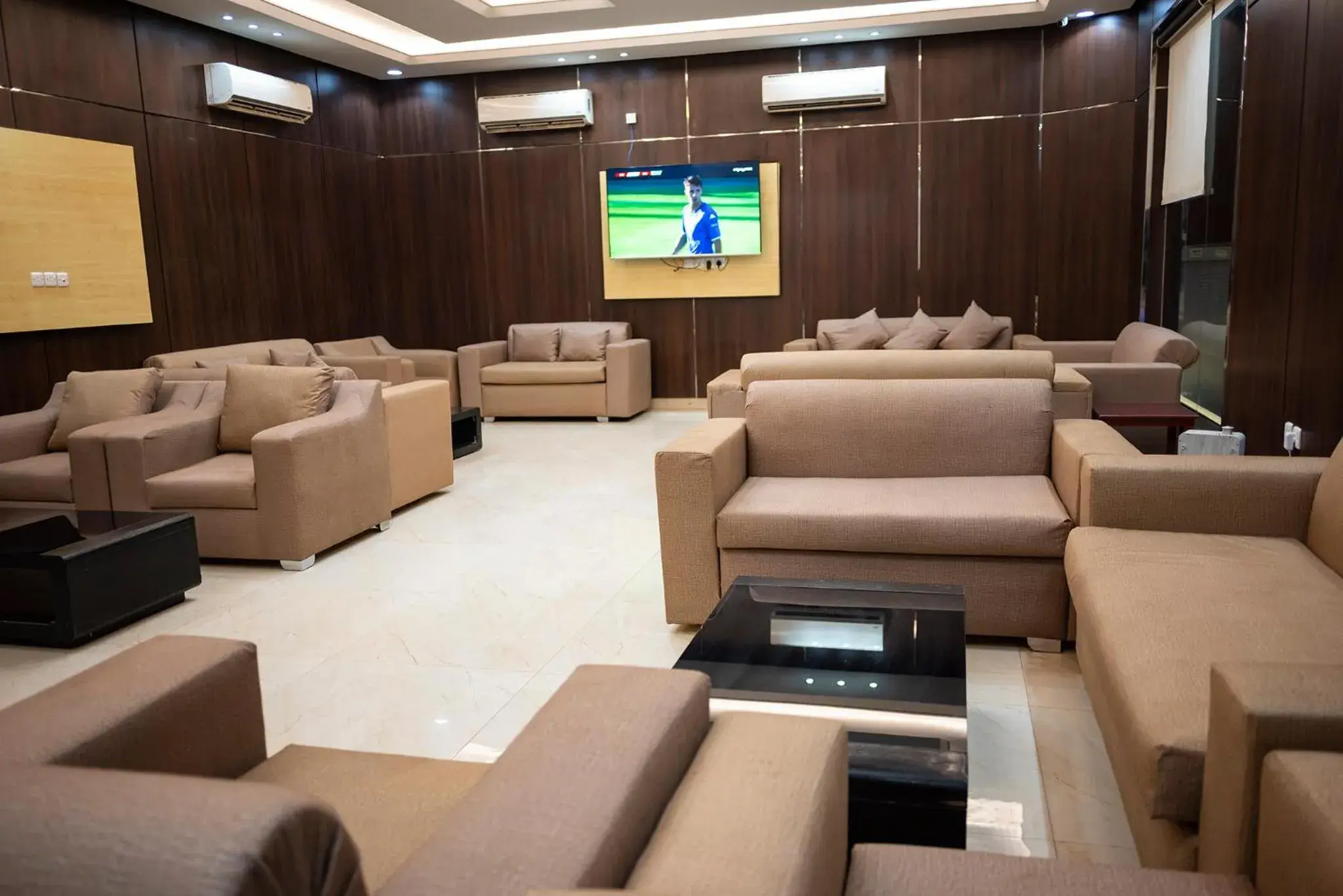 Property building in شقق اهلين اربعة للشقق المخدومة Property building in شقق اهلين اربعة للشقق المخدومة