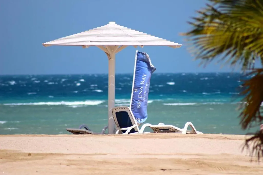 Nearby landmark in Red Sea Panorama