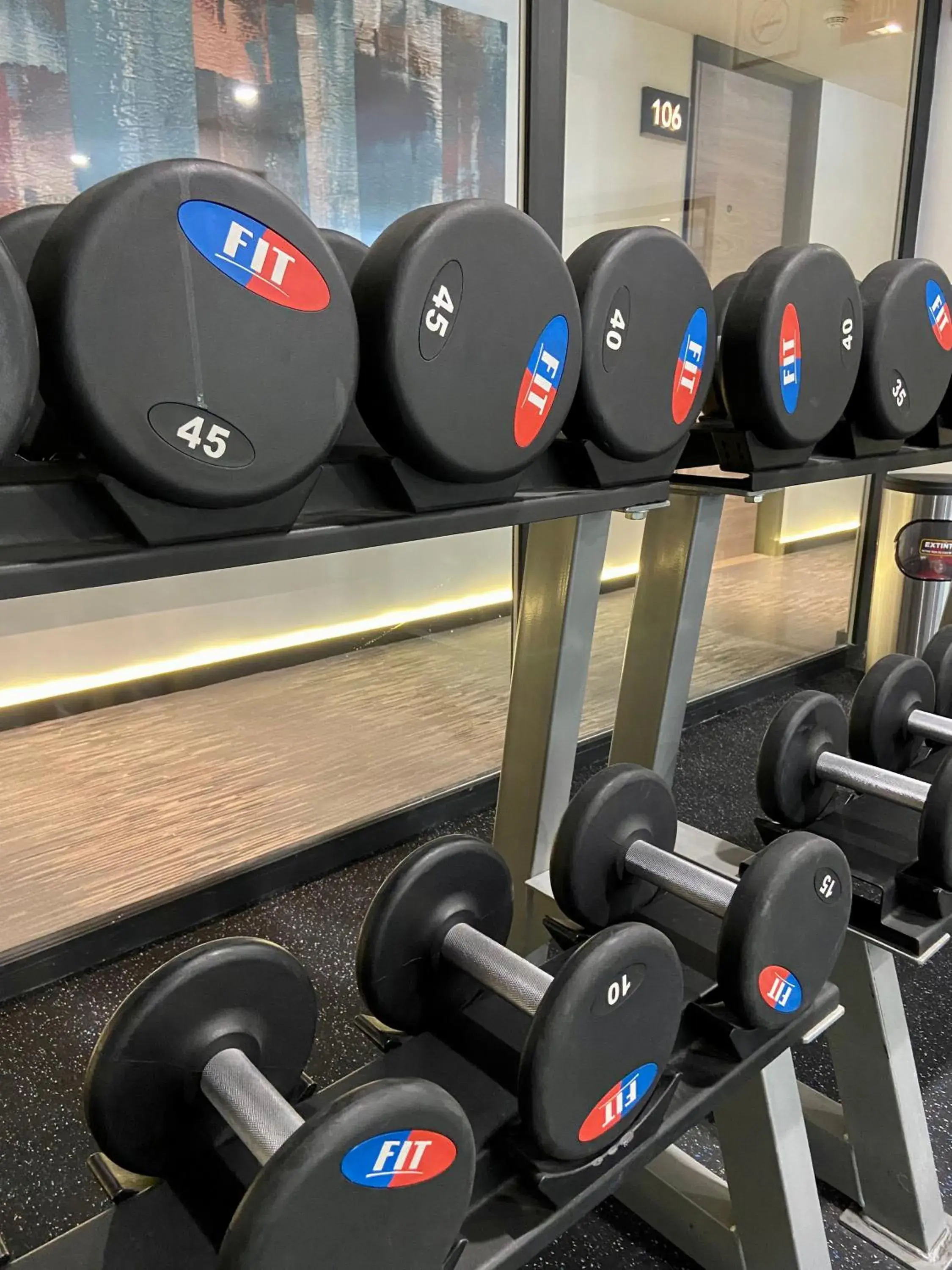 Fitness centre/facilities in Hotel Elements by Marquis Fitness centre/facilities in Hotel Elements by Marquis