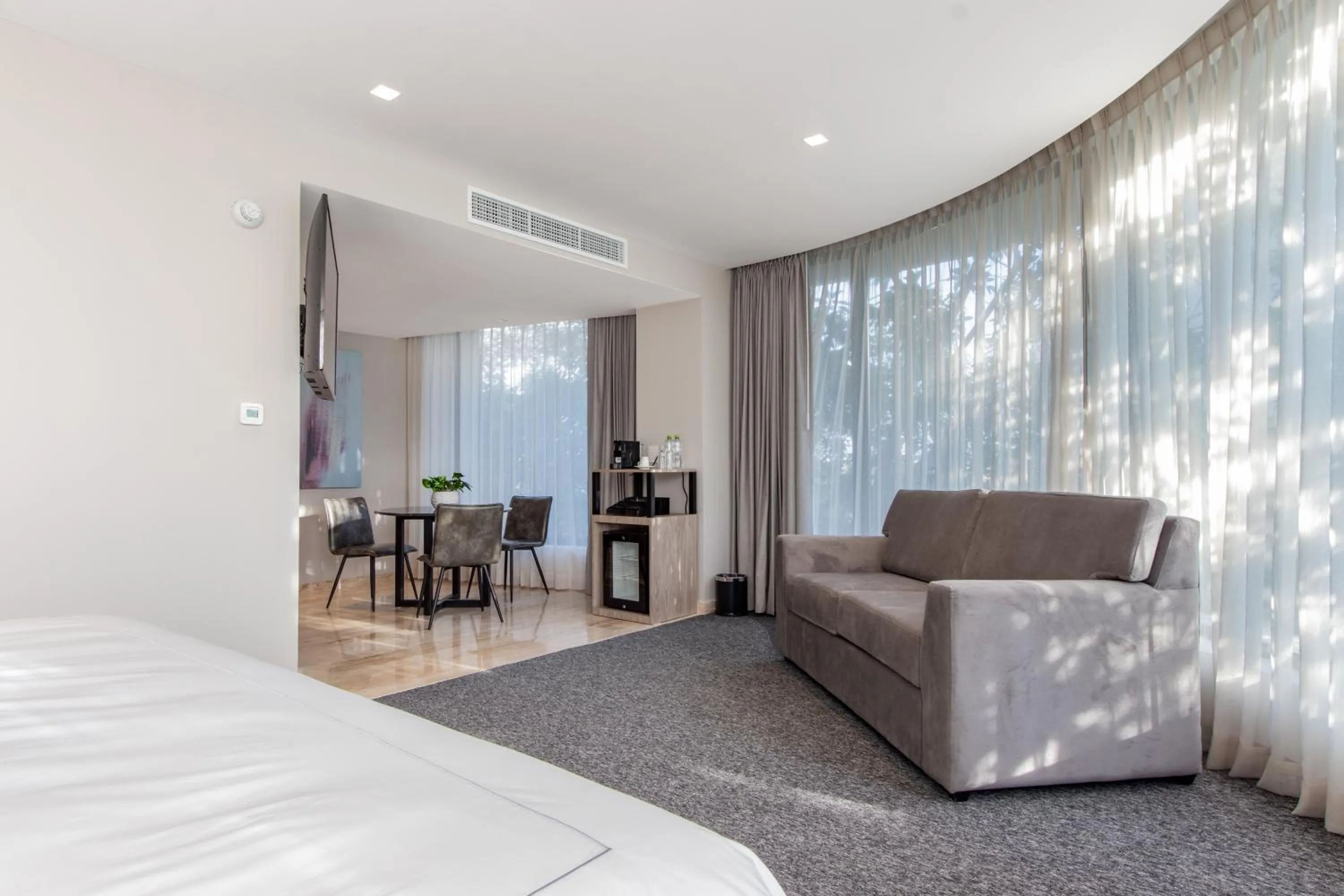 Bed in Hotel Elements by Marquis