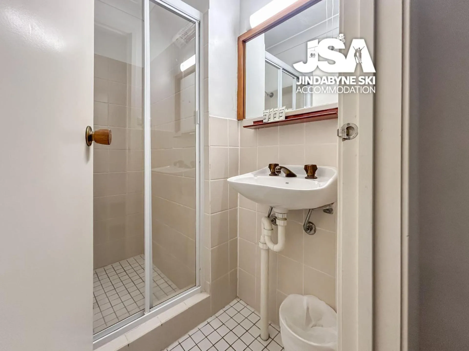 Shower in Banksia 1