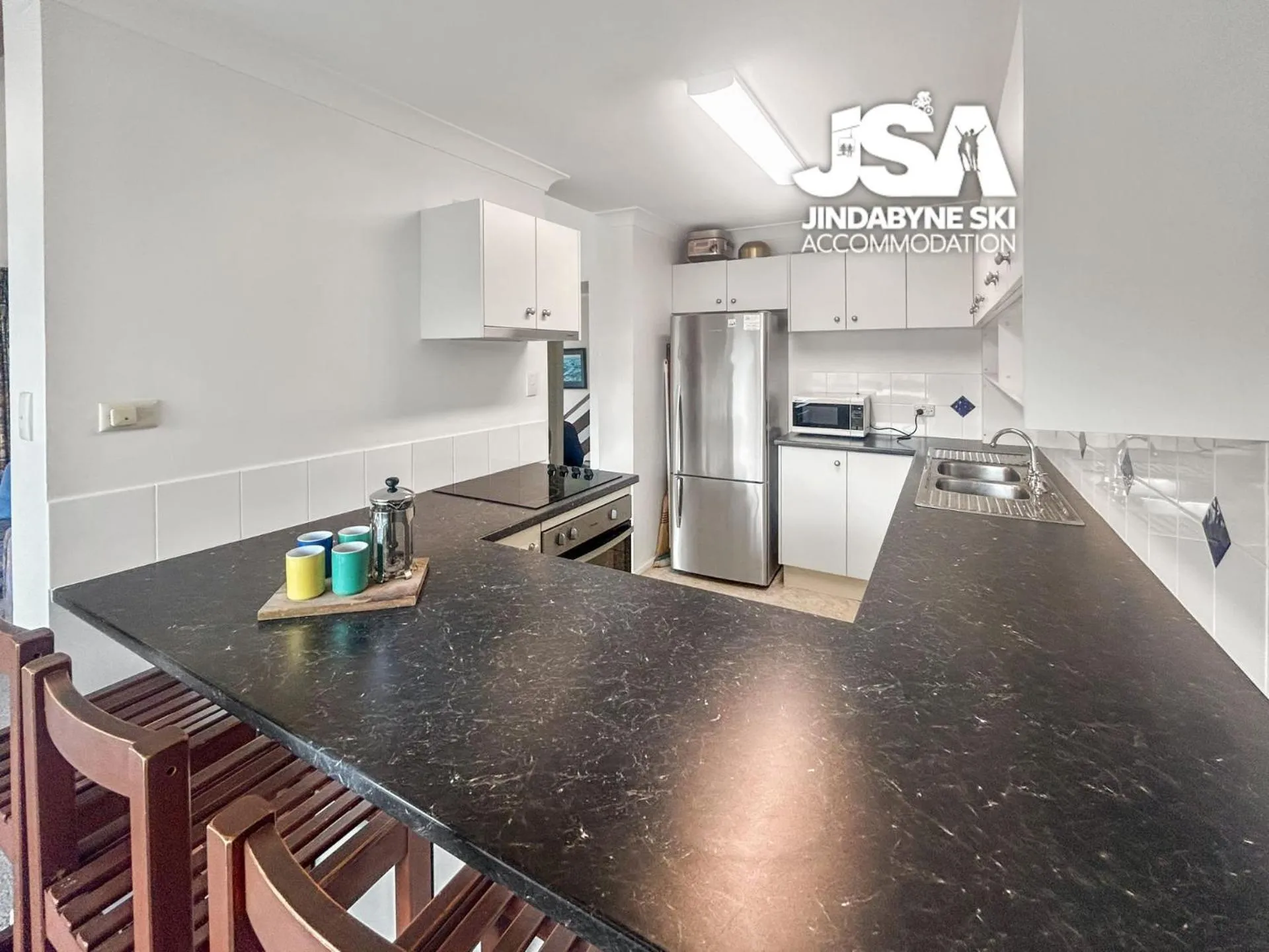 Kitchen or kitchenette in Banksia 1