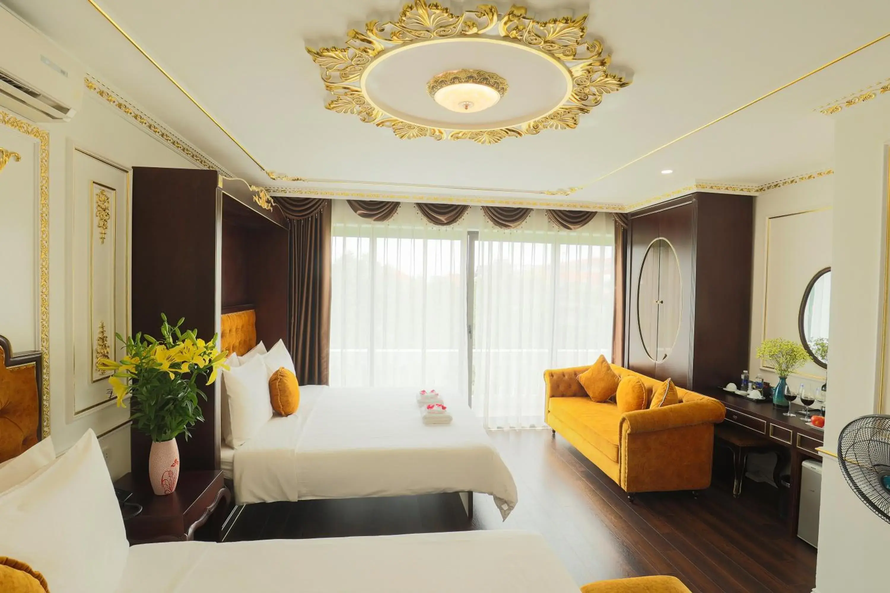 Bed in Hoàng Gia Xa La Boutique Hotel Bed in Hoàng Gia Xa La Boutique Hotel