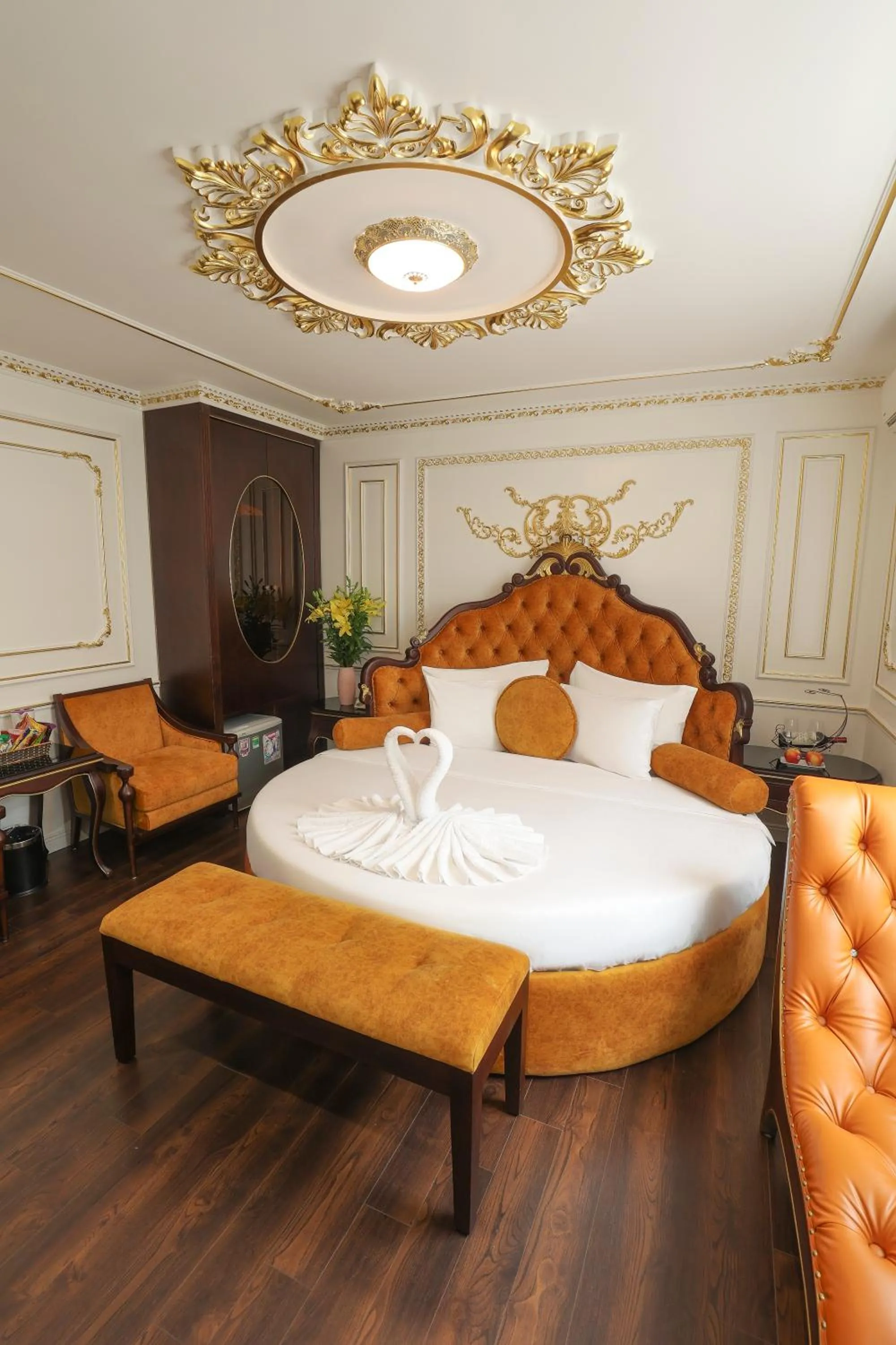 Bed in Hoàng Gia Xa La Boutique Hotel