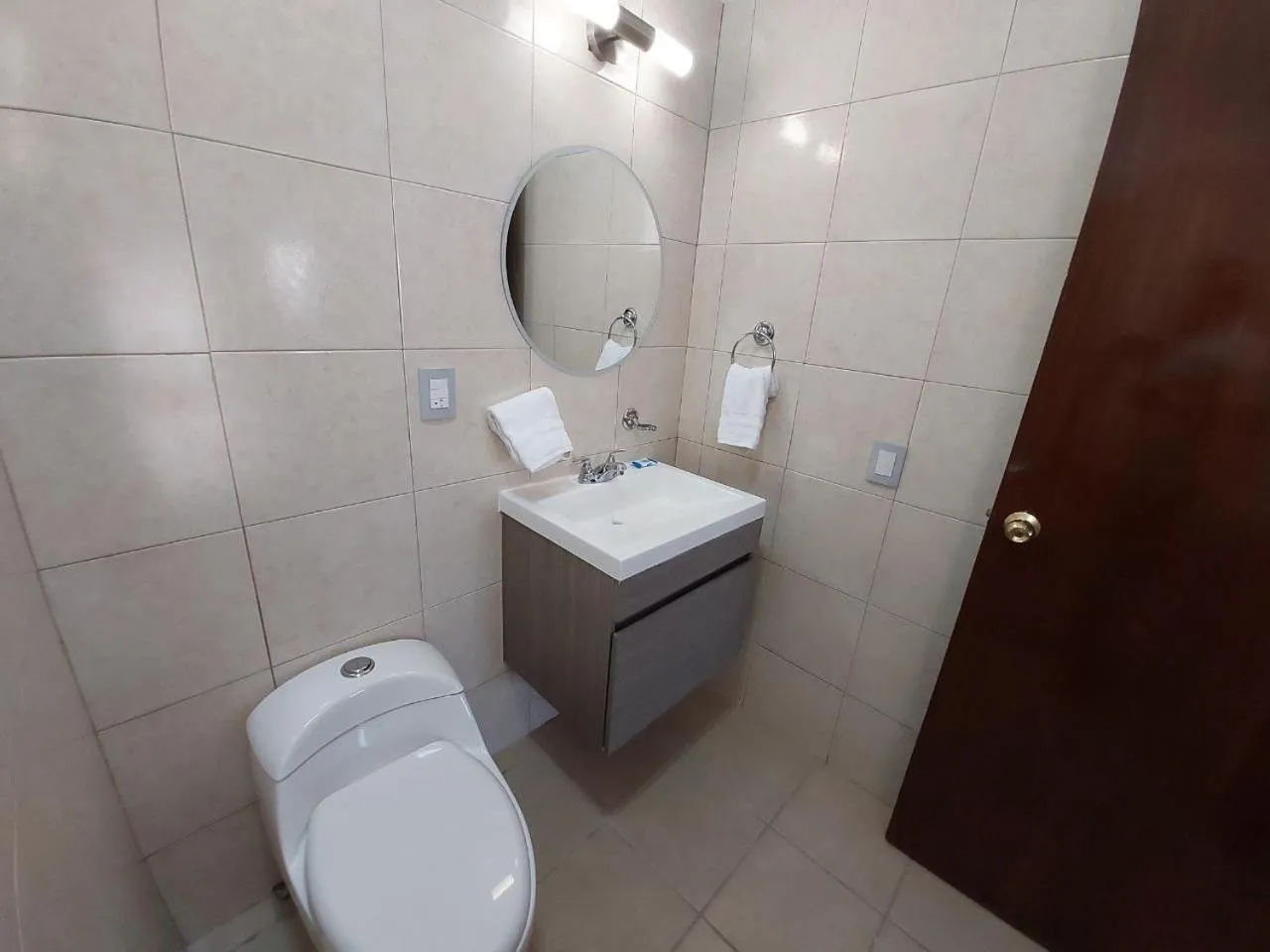 Bathroom in Point City Hotel