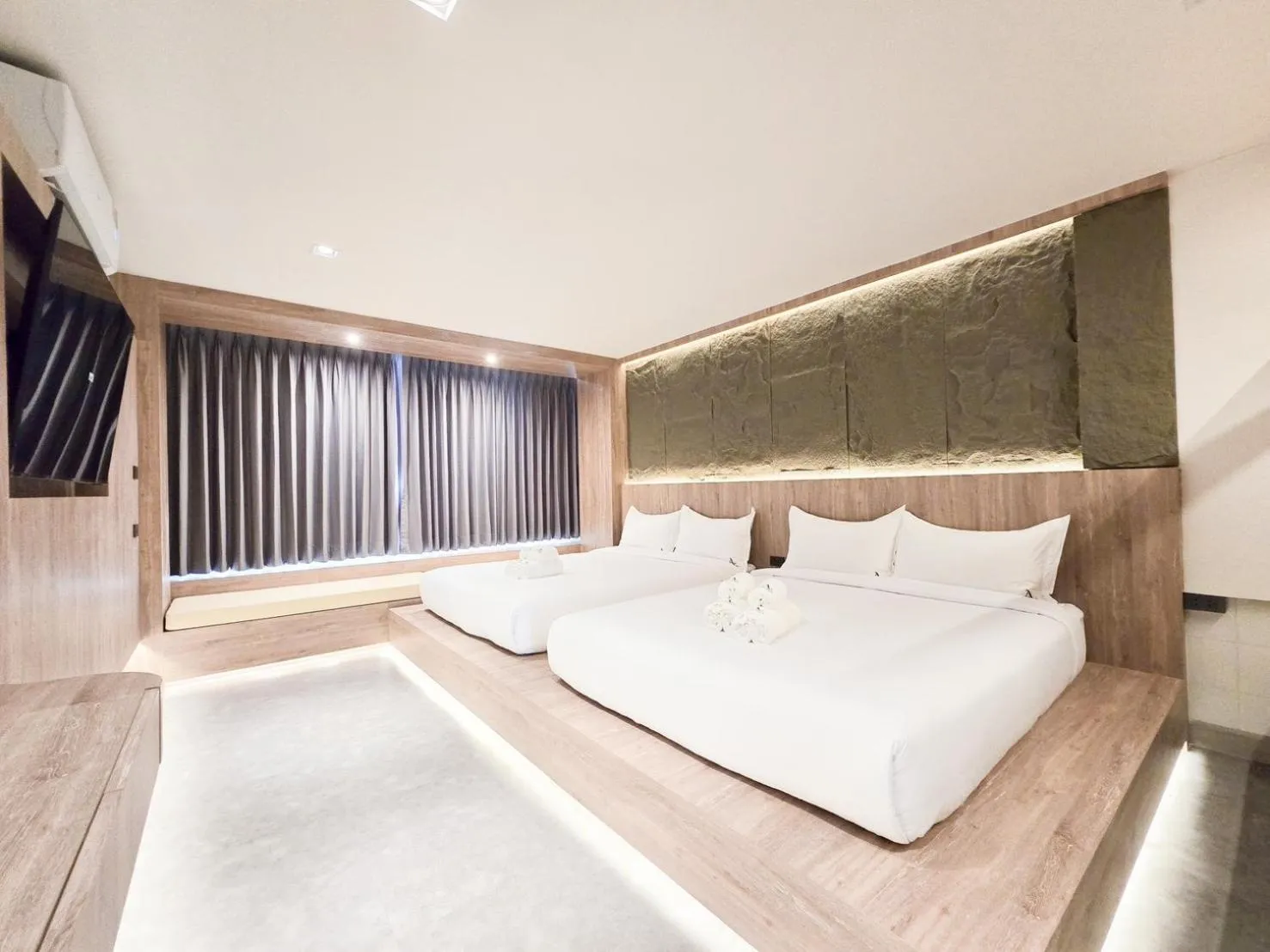 Bed in Ascella Bangkok Hotel