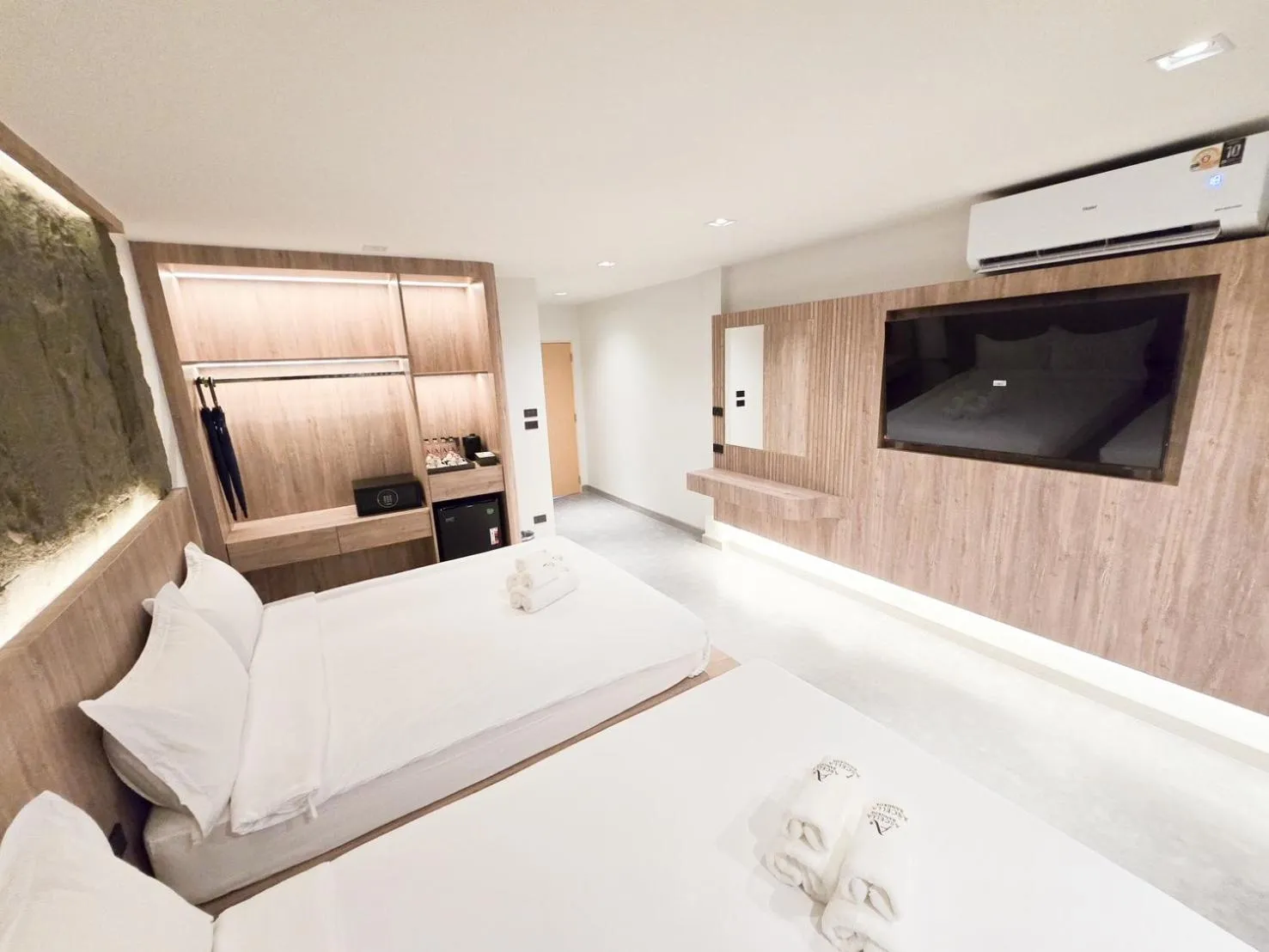 Bed in Ascella Bangkok Hotel