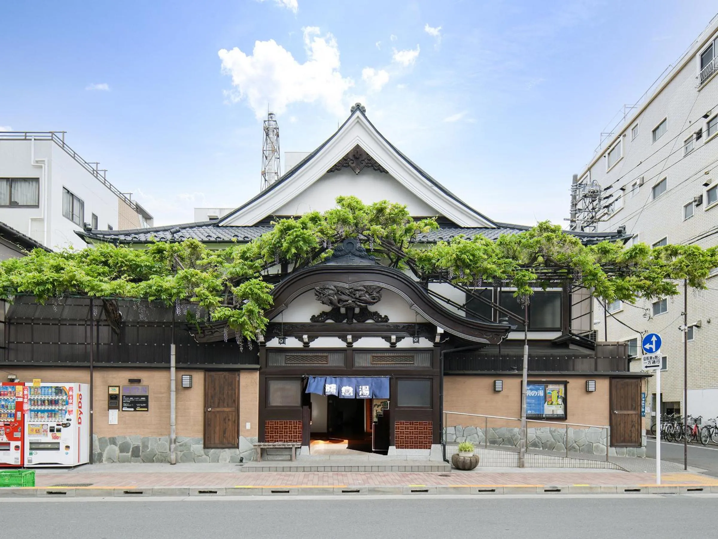Nearby landmark in Vessel Inn Asakusa Tsukuba Express