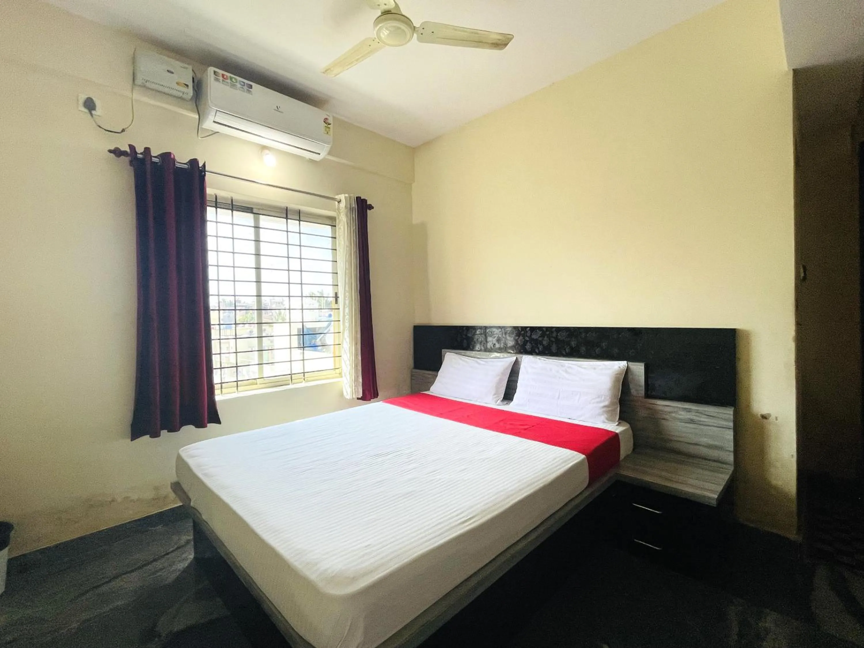 Bedroom in Crown Residency