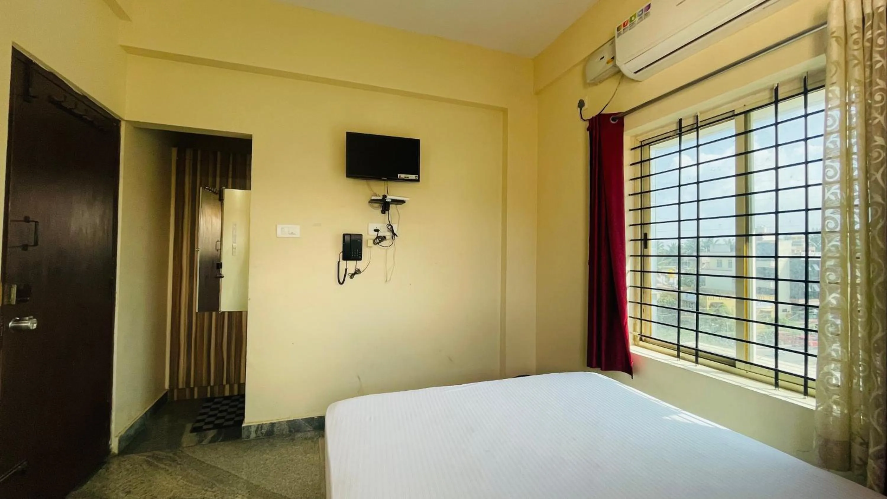 Bedroom in Crown Residency