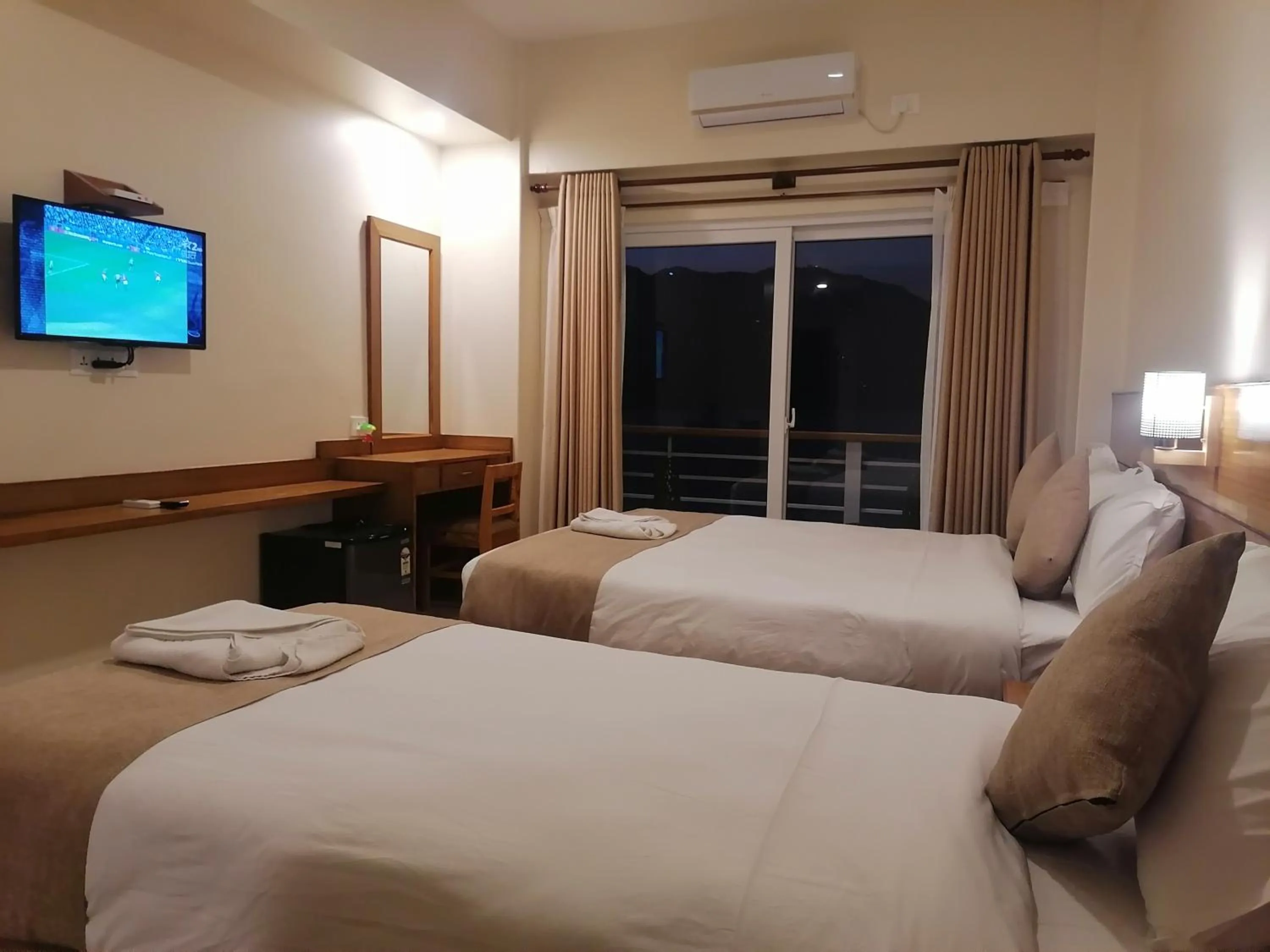 TV and multimedia, Bed in Urban Boutique Hotel Pokhara